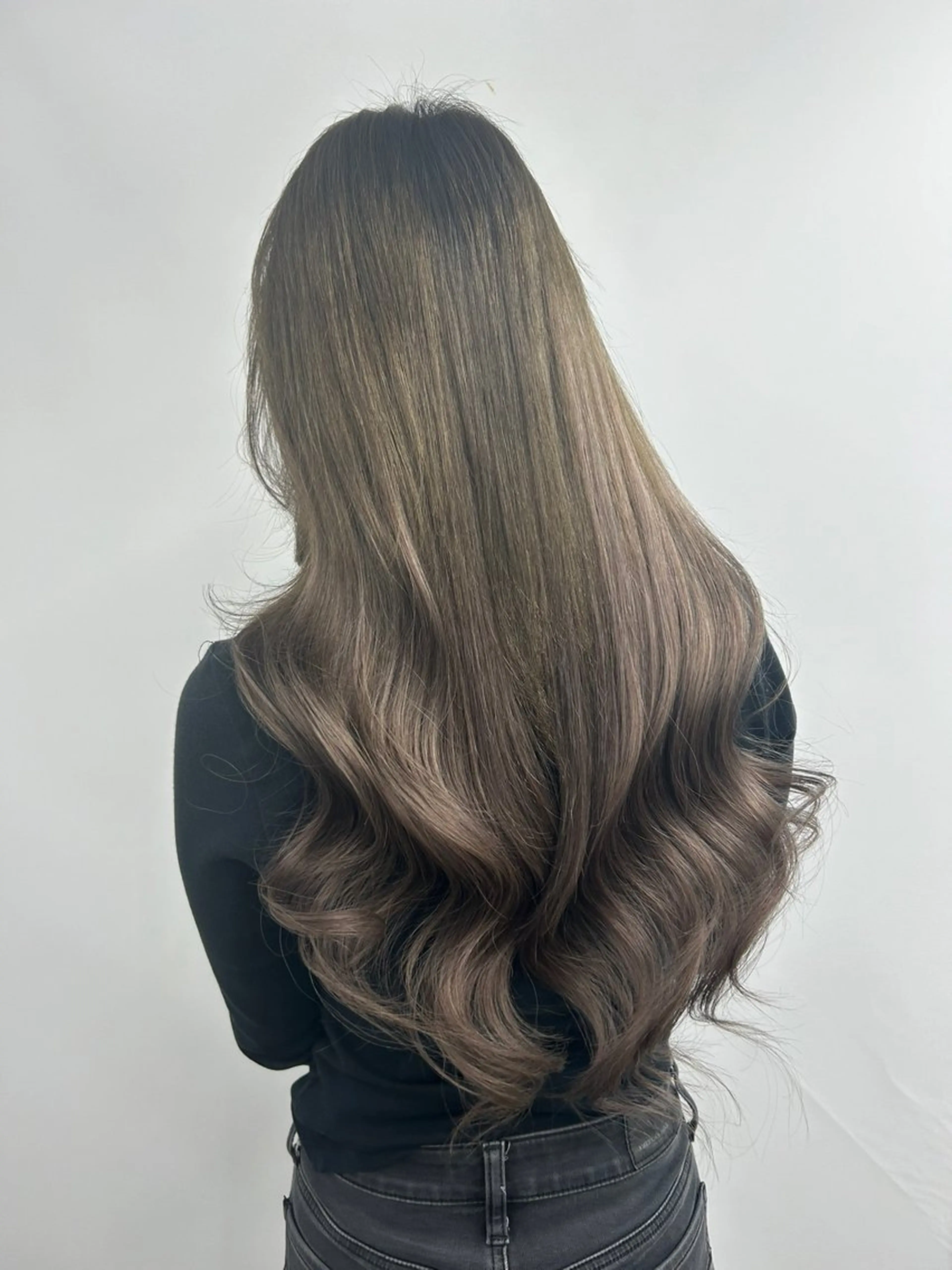 ロング カラー シールエクステ バレイヤージュ ハイライトカラー エクステ ハイライト カット ヘアカラー トリートメント alpha. カラーエクステ下妻のヘアスタイル