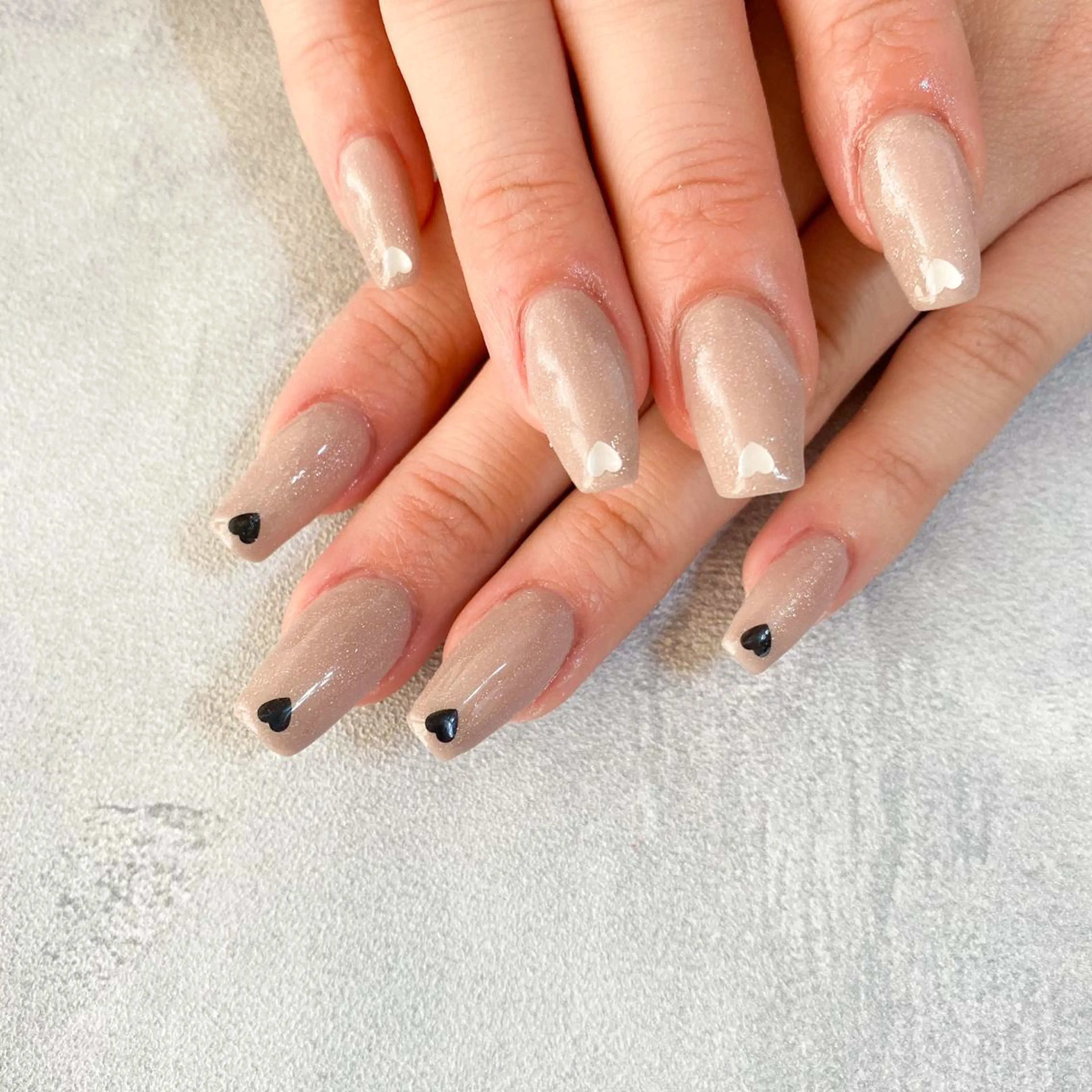 ネイル ハンドネイル ゴテゴテ💙ワンホン リオナのネイルデザイン