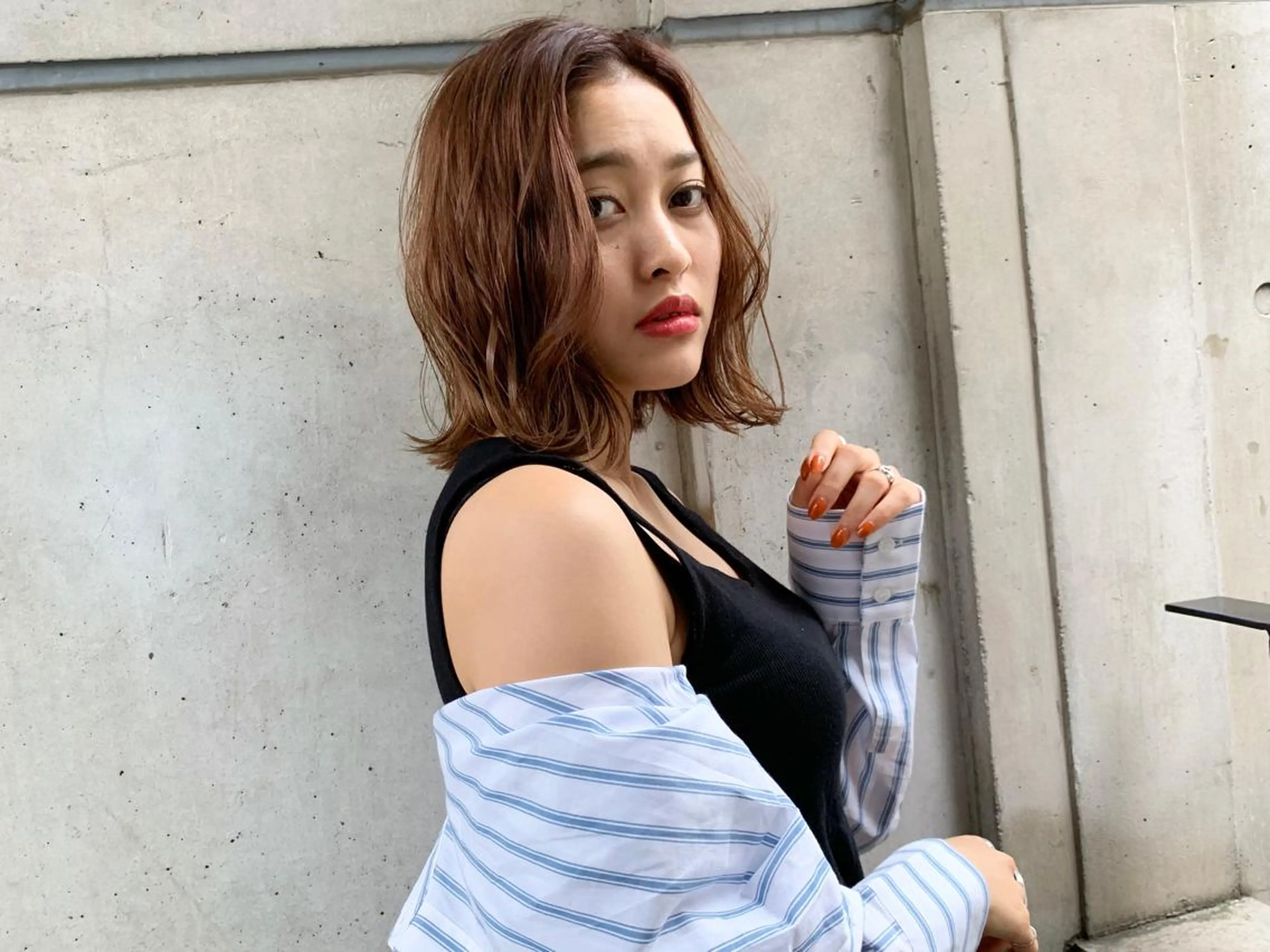 ミディアム パーマ ミディアムパーマ 似合わせカット 銀座No.1髪質改善 縮毛矯正/本木のヘアスタイル