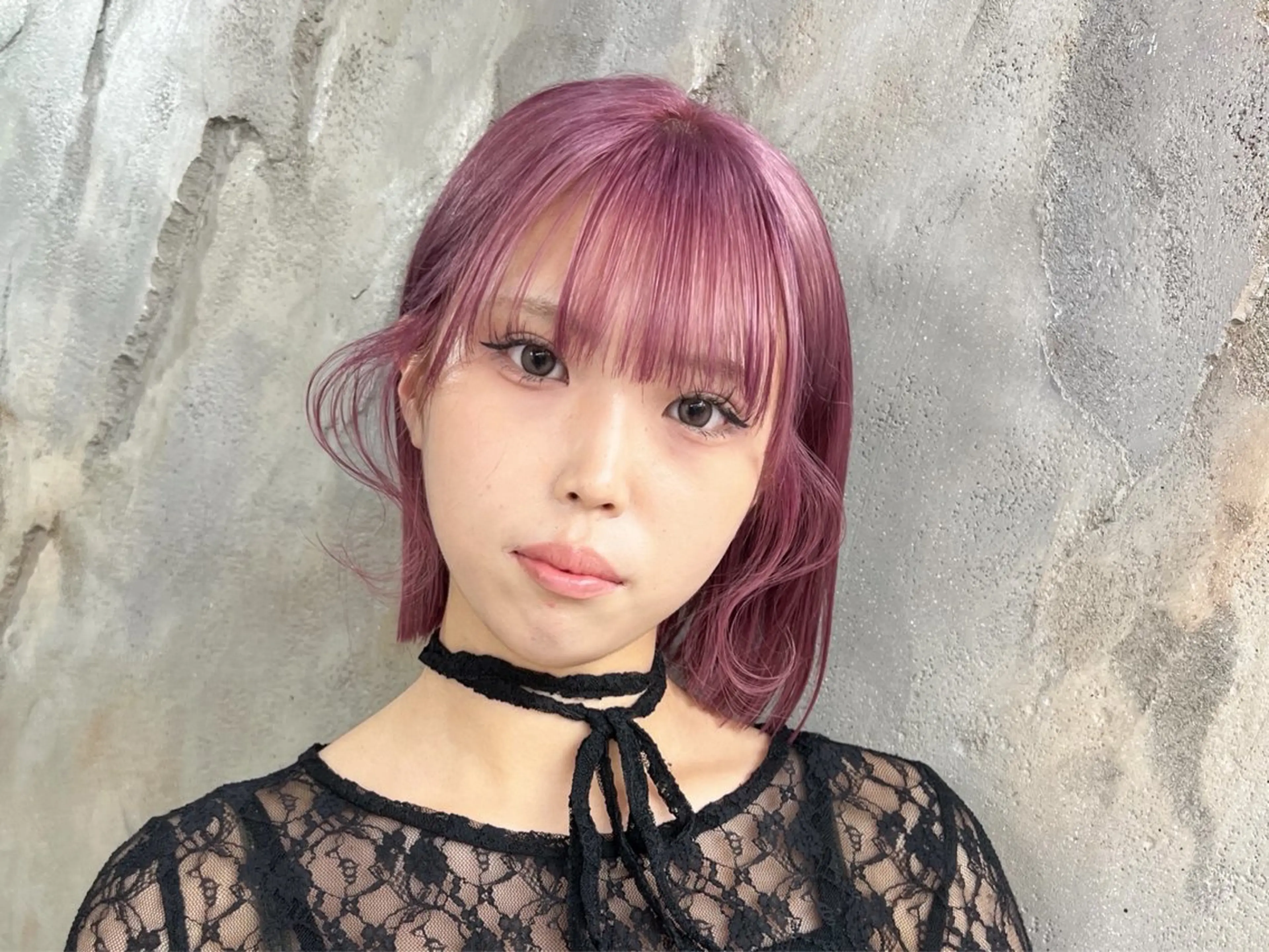 ショート カラー ピンクカラー ホワイトピンク ヘアカラー ニーナ/MONIQA /ハイトーンカラーのヘアスタイル