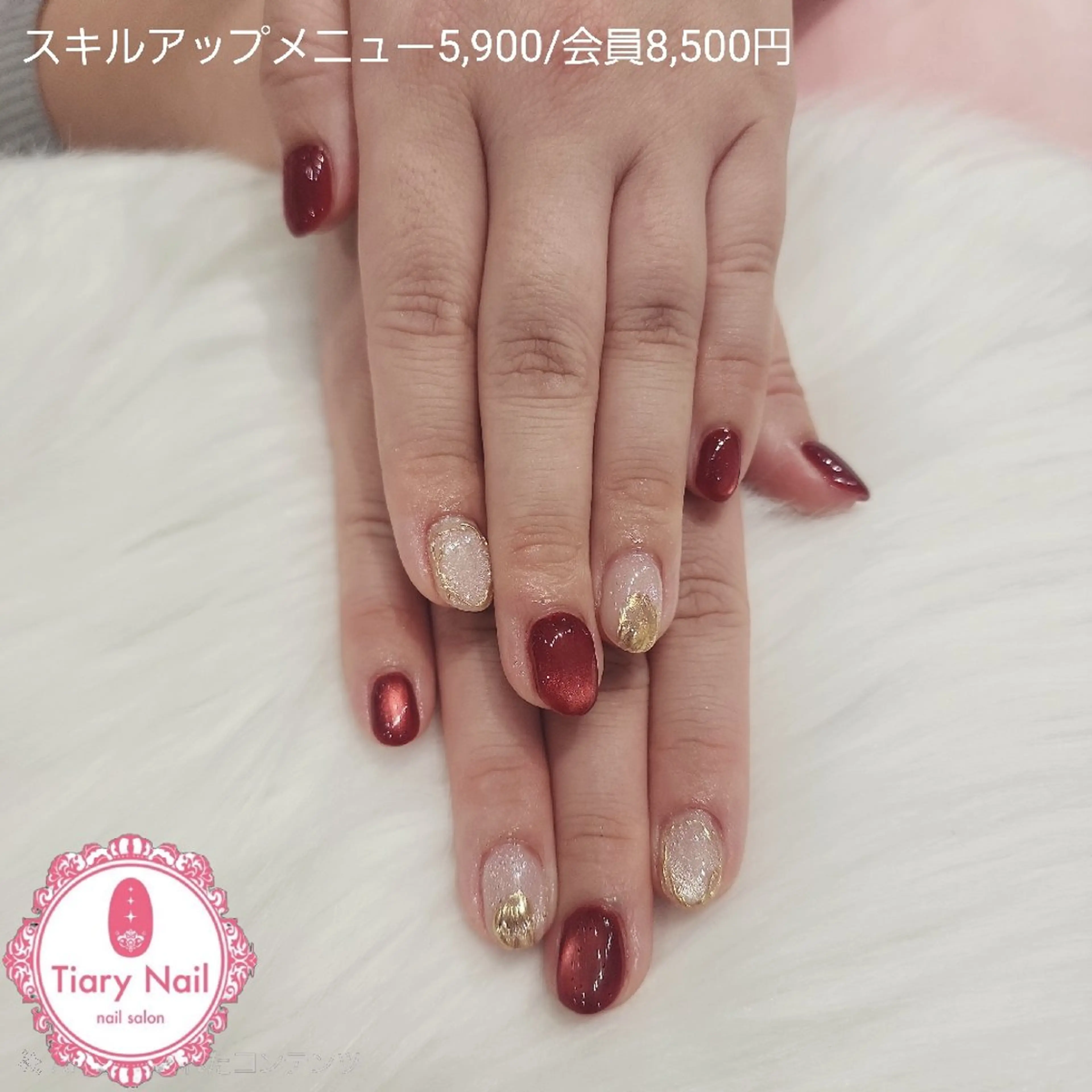 ネイル ハンドネイル 💙🤍Tiary M🤍💙のネイルデザイン