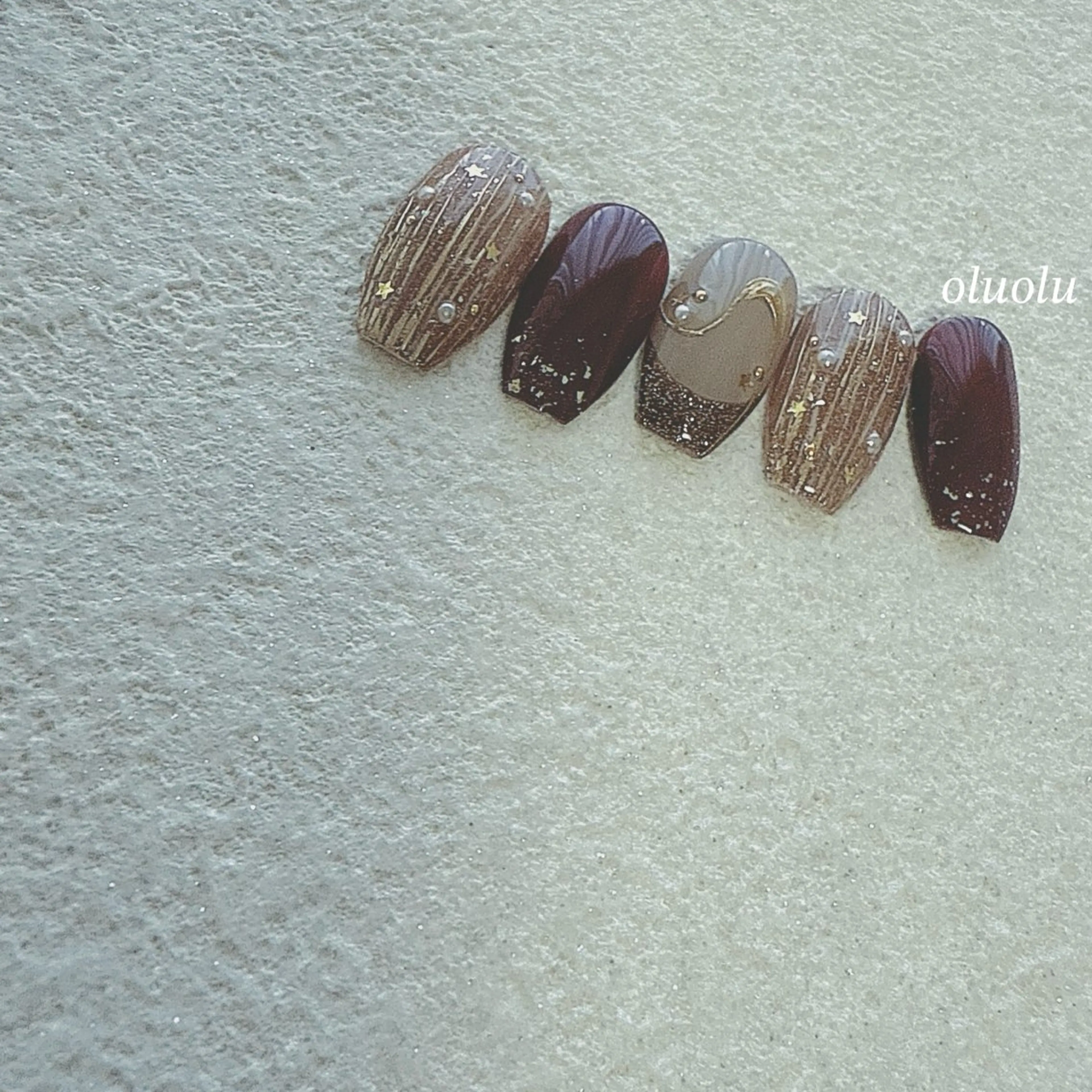 ネイル アートネイル フットネイル ラメ(グリッター) ミラーネイル ニュアンスネイル ハンドネイル 大村 紬華のネイルデザイン