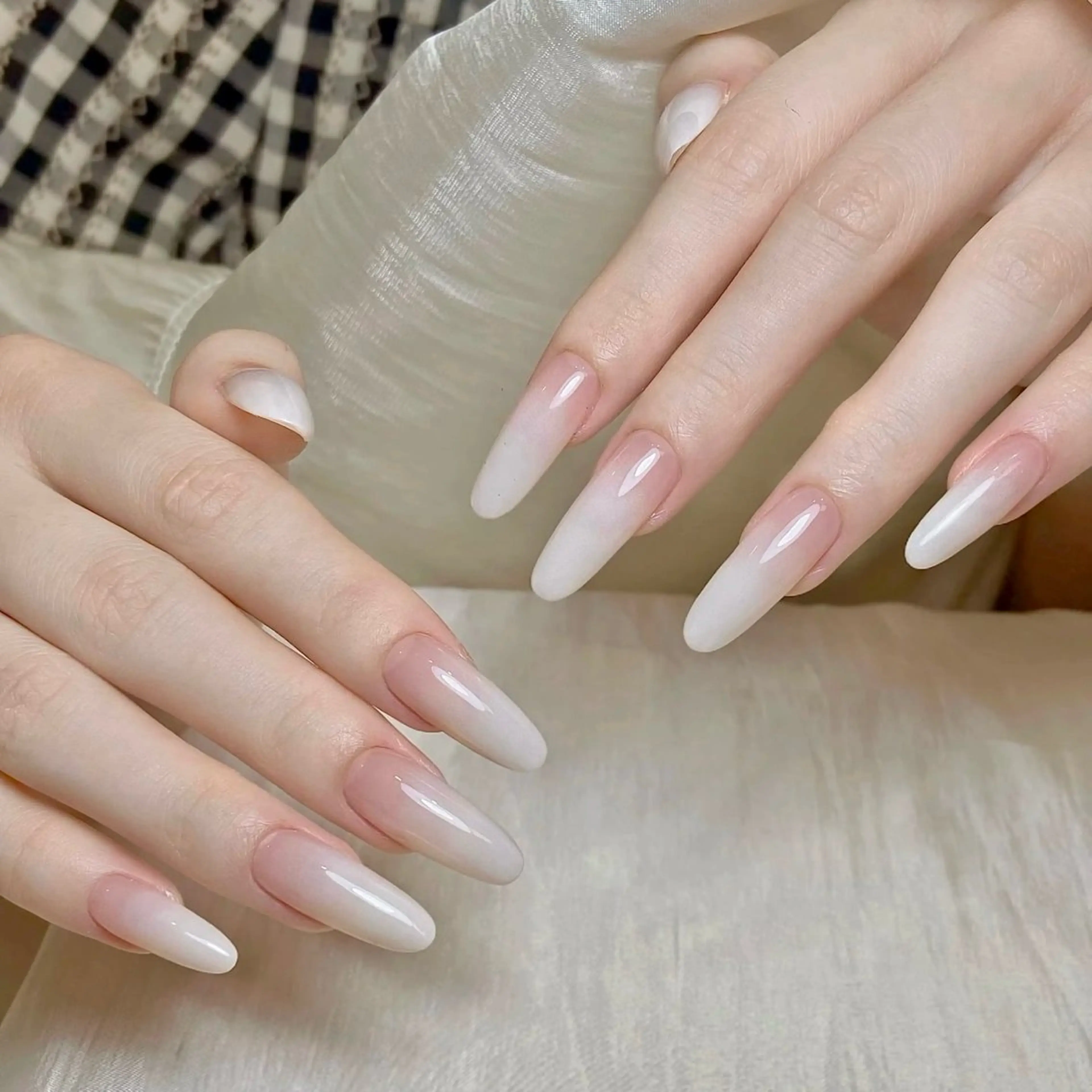 チップ長さだし込み💅カラーグラデーション(ベース色込み)の写真