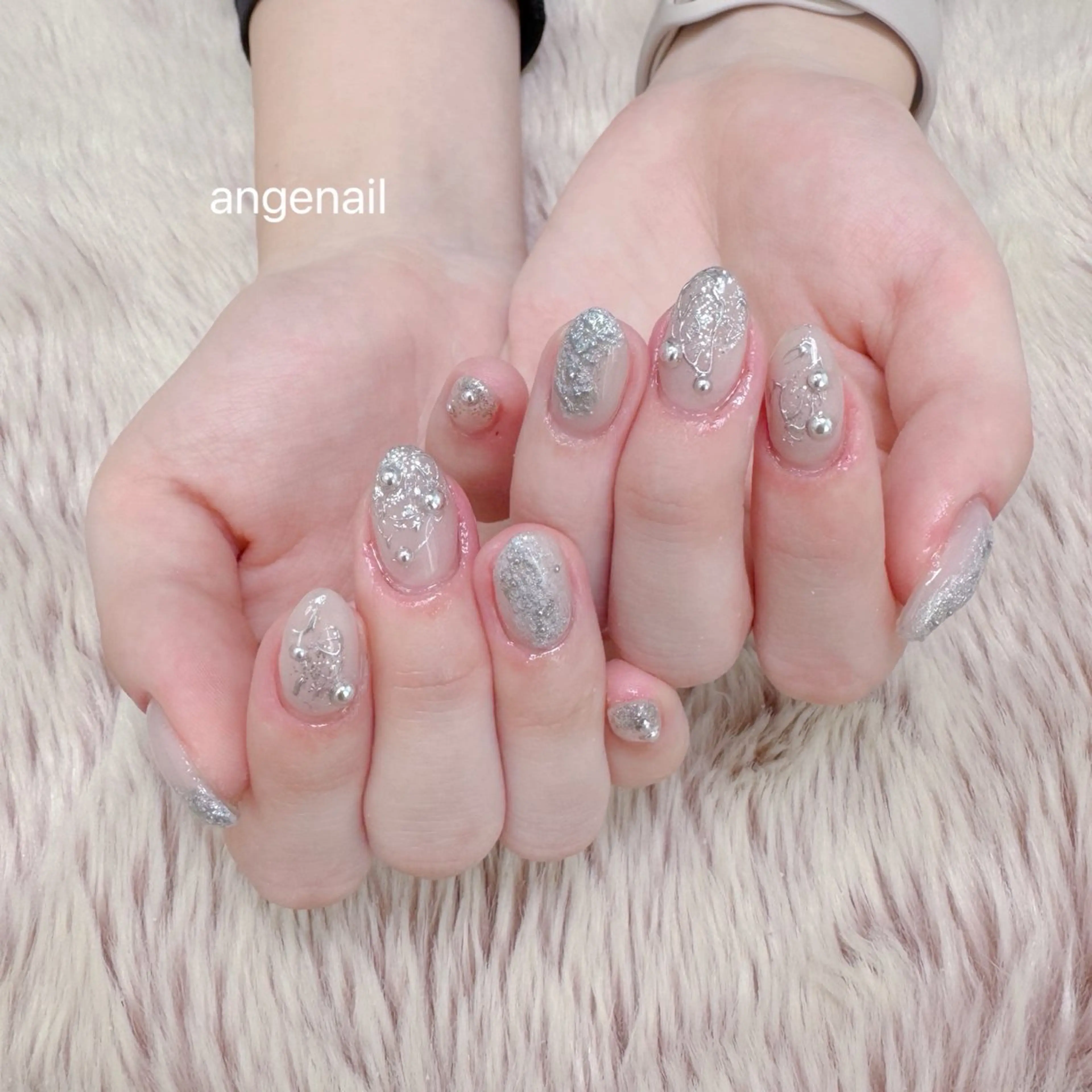 ネイル ハンドネイル オーナーネイリスト MAKIのネイルデザイン