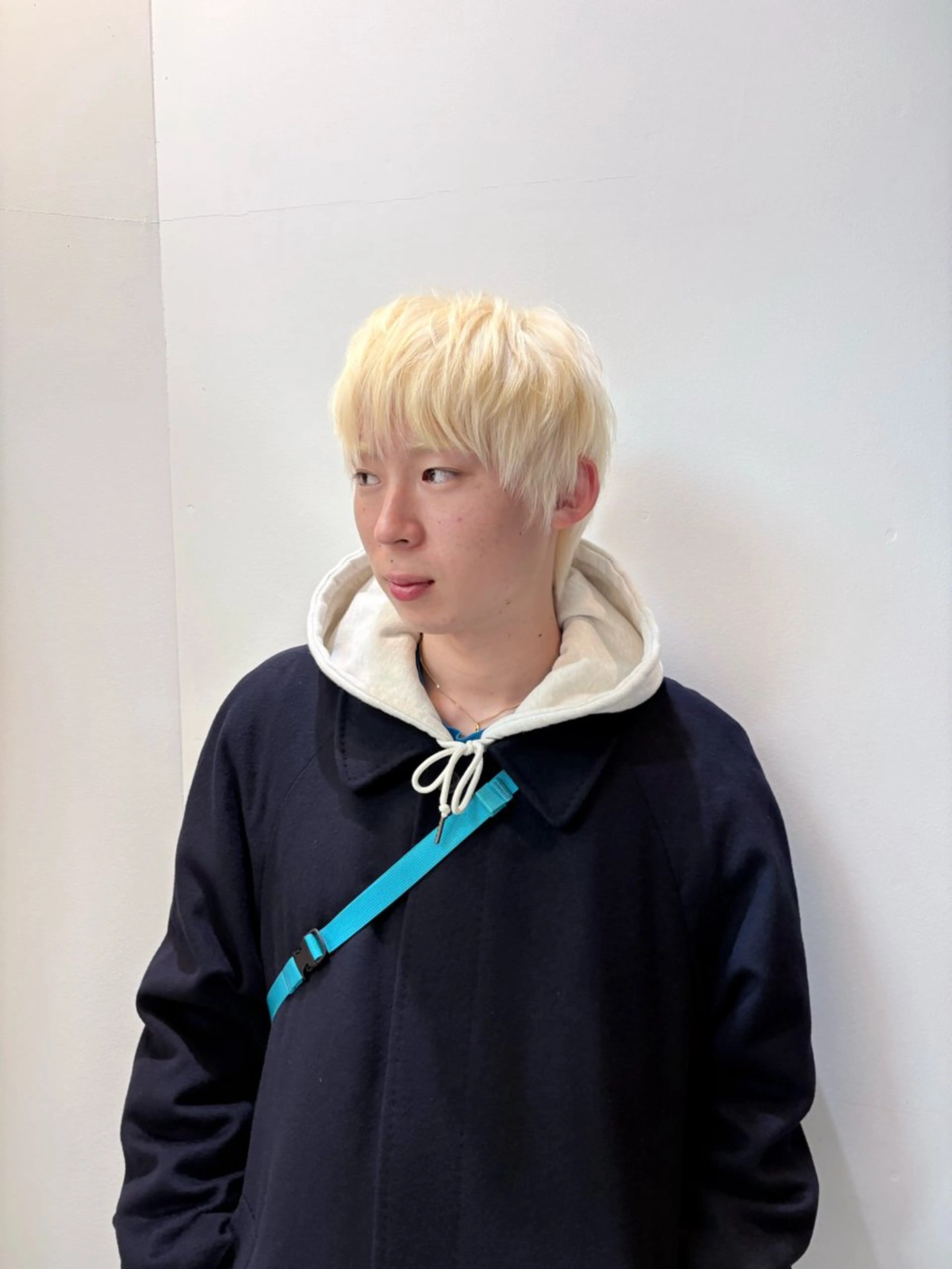 カラー メンズ ヘアカラー トリートメント ヘアセット 高明度ハイトーン/ デザイン/莉音🧤のヘアスタイル