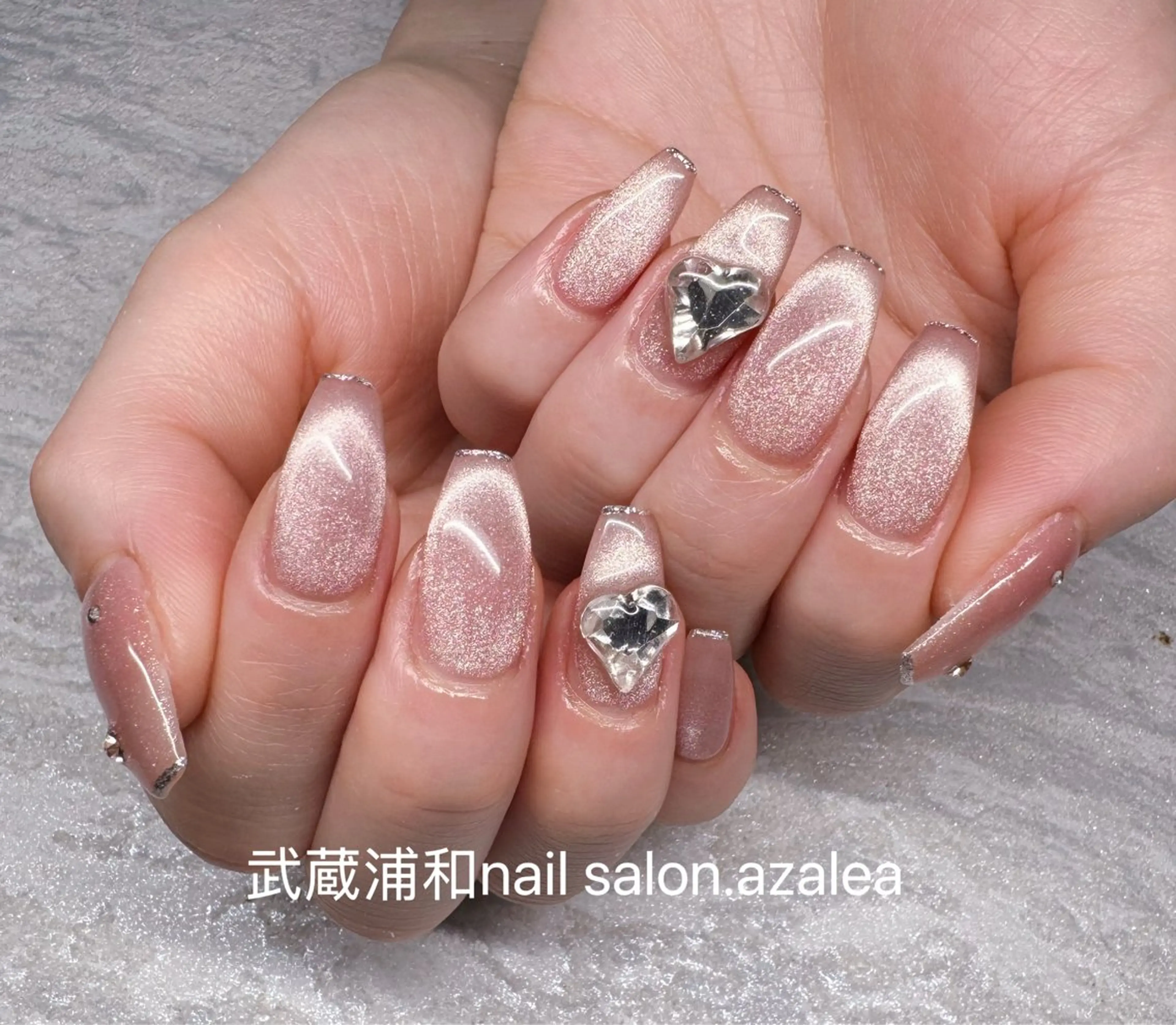 ネイル ハンドネイル R inのネイルデザイン