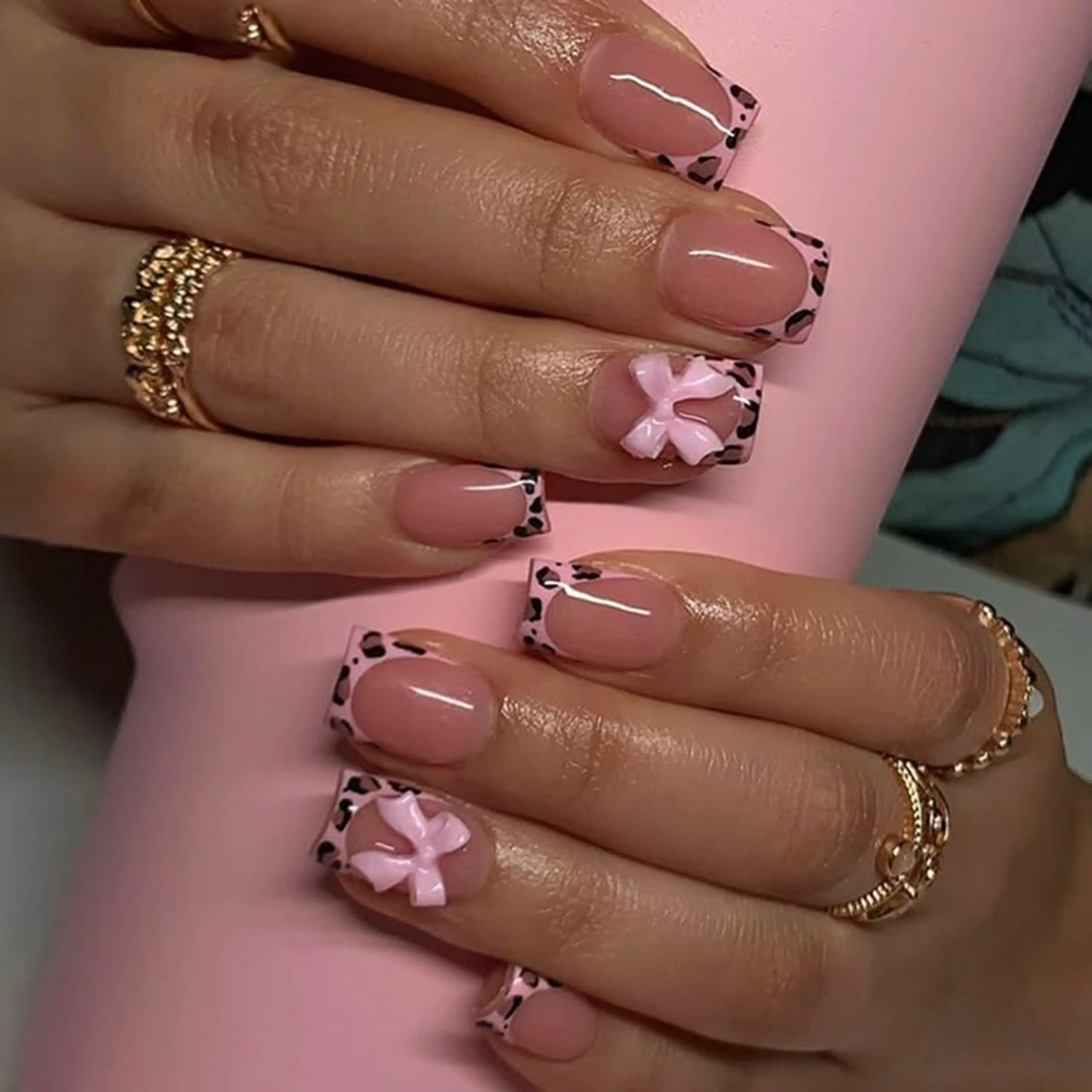 ネイル Rose Ana.Chuoのネイルデザイン
