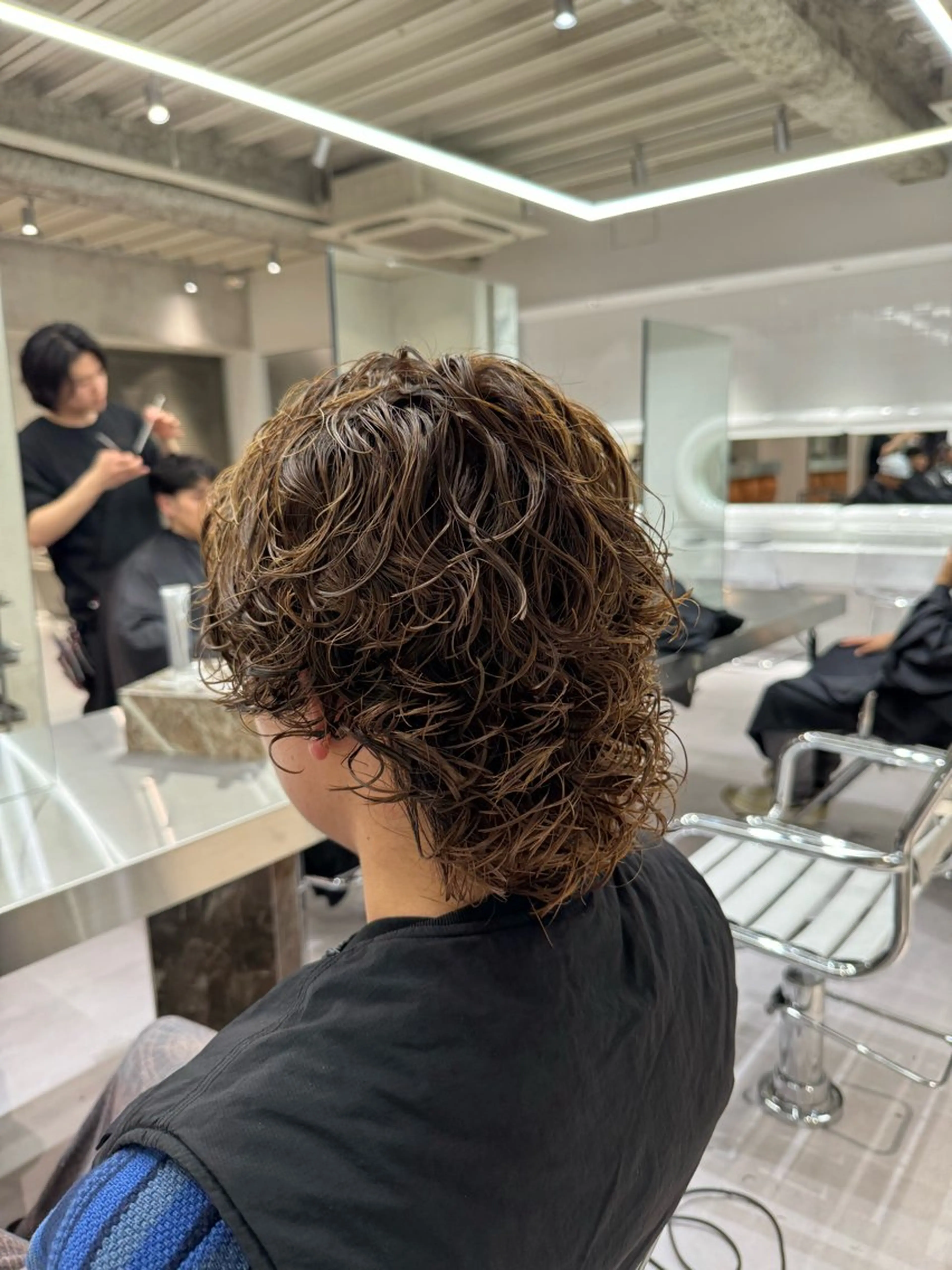 ショート パーマ メンズ 波巻きスパイラルパー マ/シャドウパーマ駿のヘアスタイル