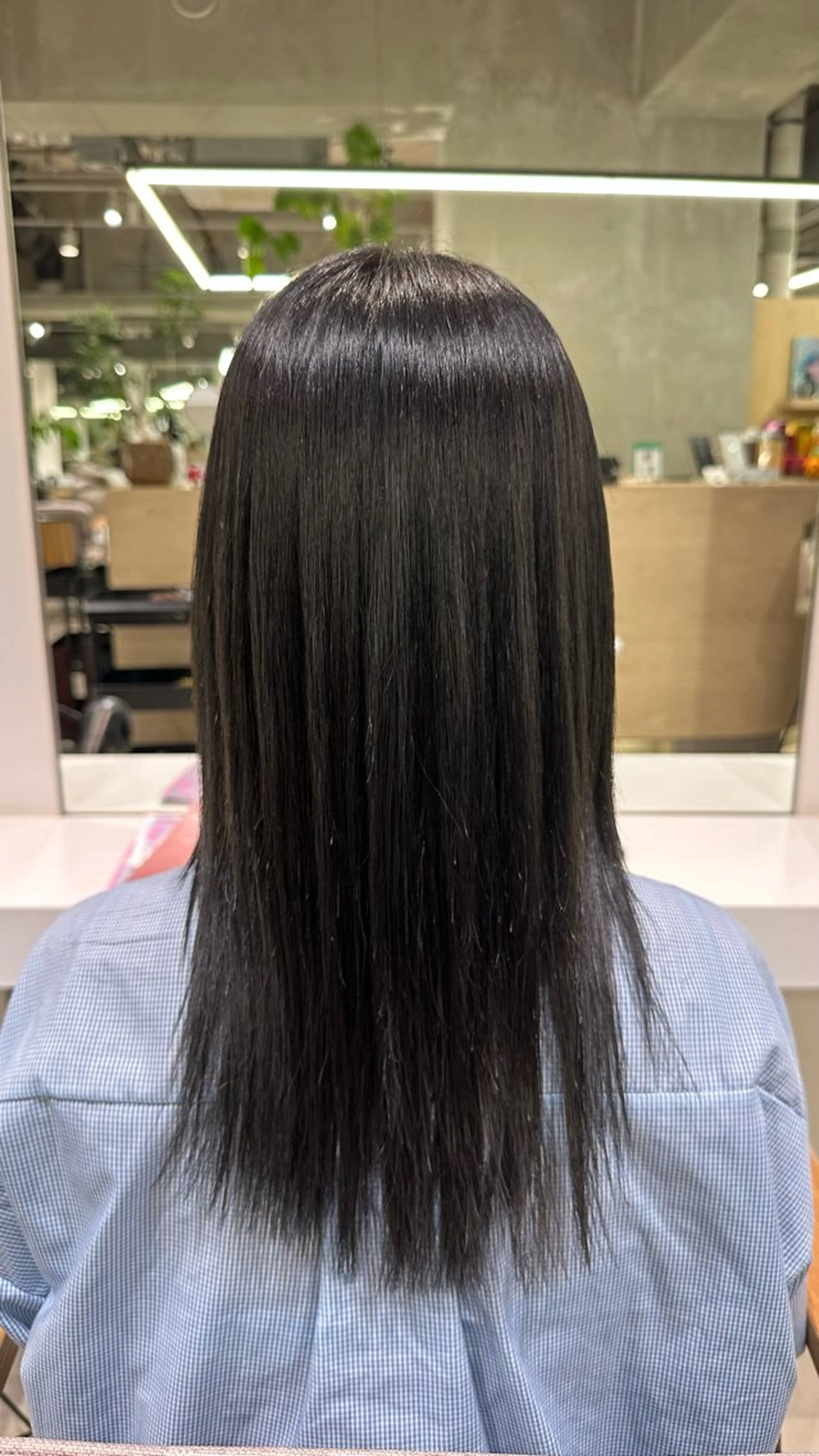 ロング ヘアカラー 新屋敷 拓大のヘアスタイル