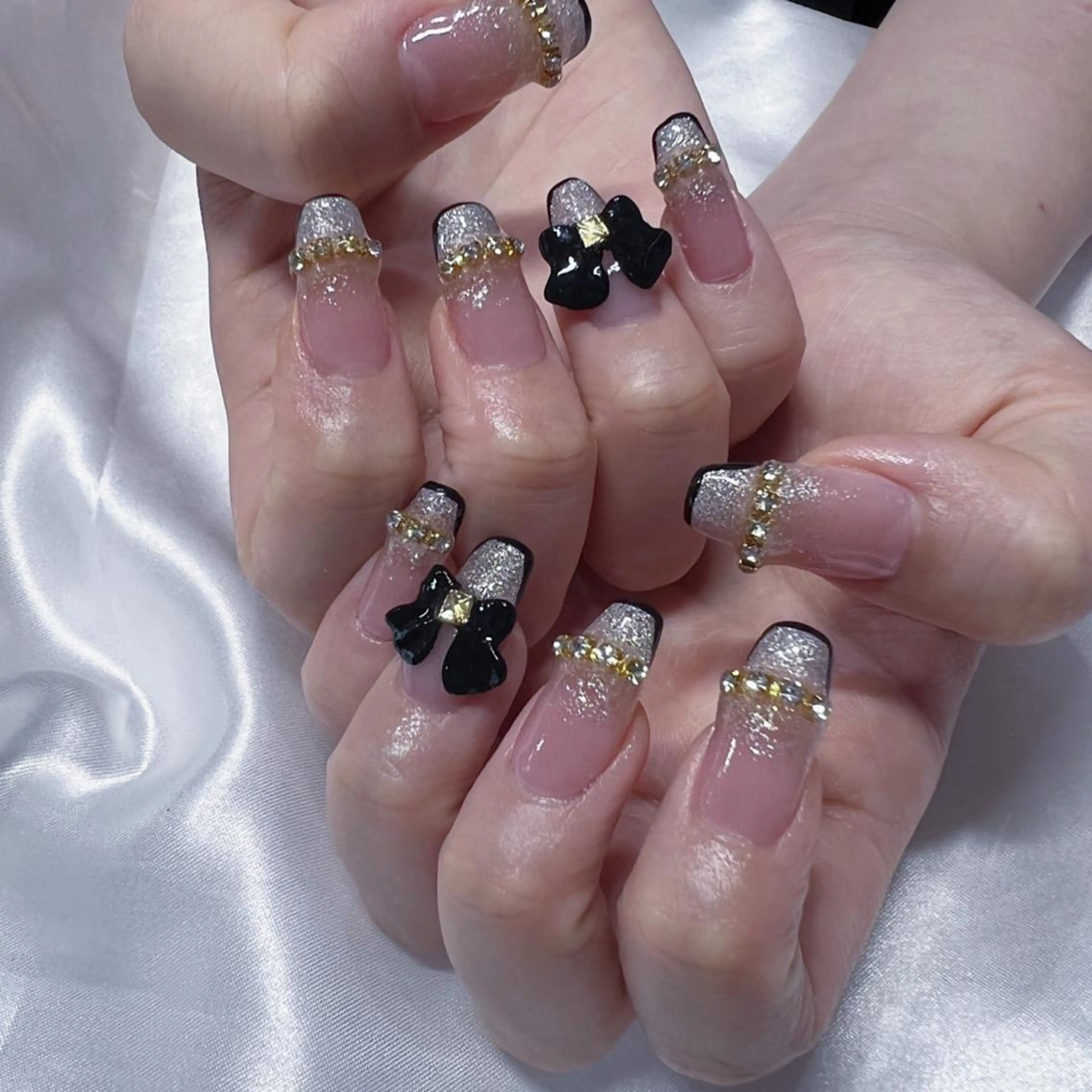 ネイル アートネイル オーロラネイル 成人式 フットネイル 韓国ネイル Yudia Minoriのネイルデザイン