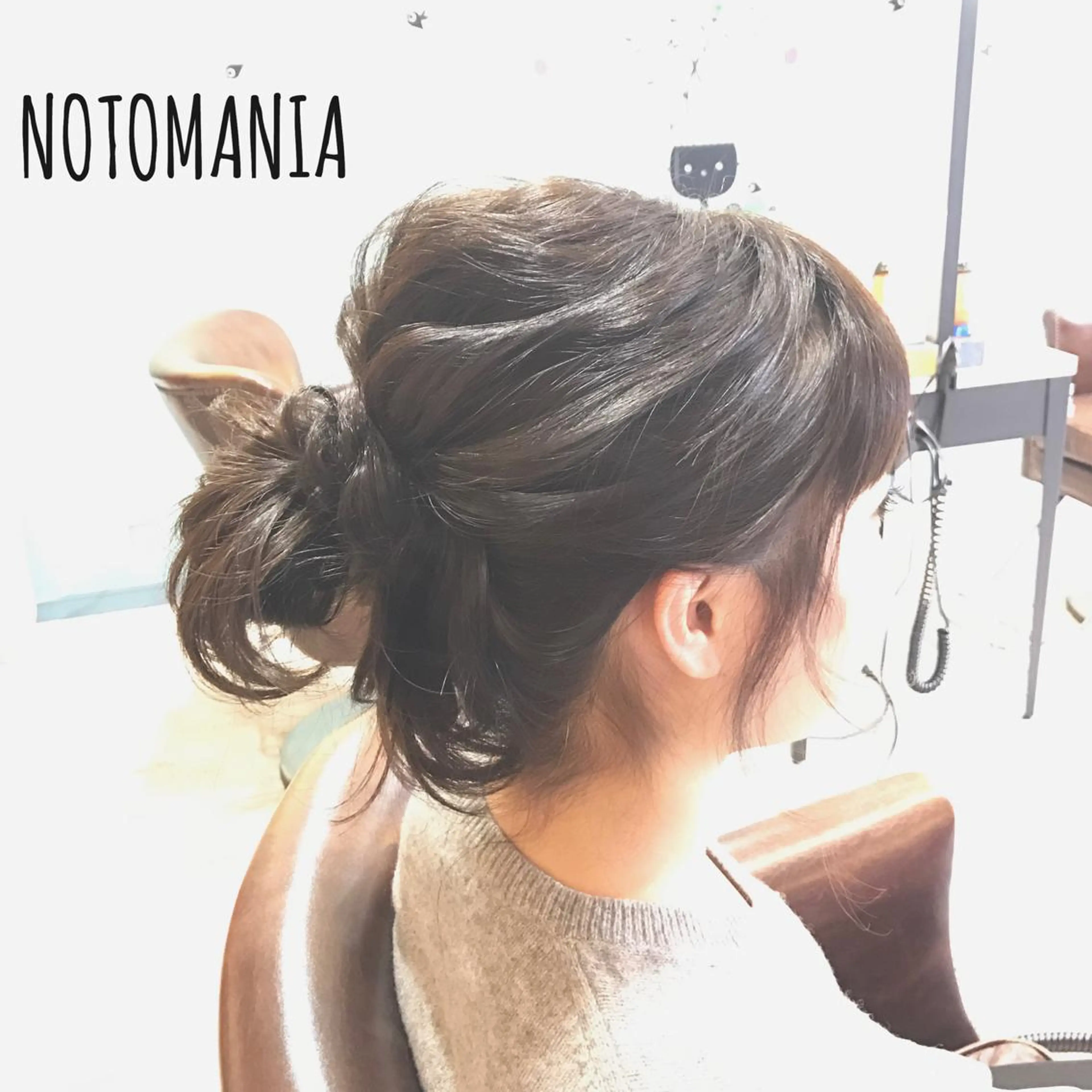 ミディアム セミロング ロング カラー ヘアアレンジ お団子ヘア ベージュカラー イルミナカラー イシハラ アズサのヘアスタイル