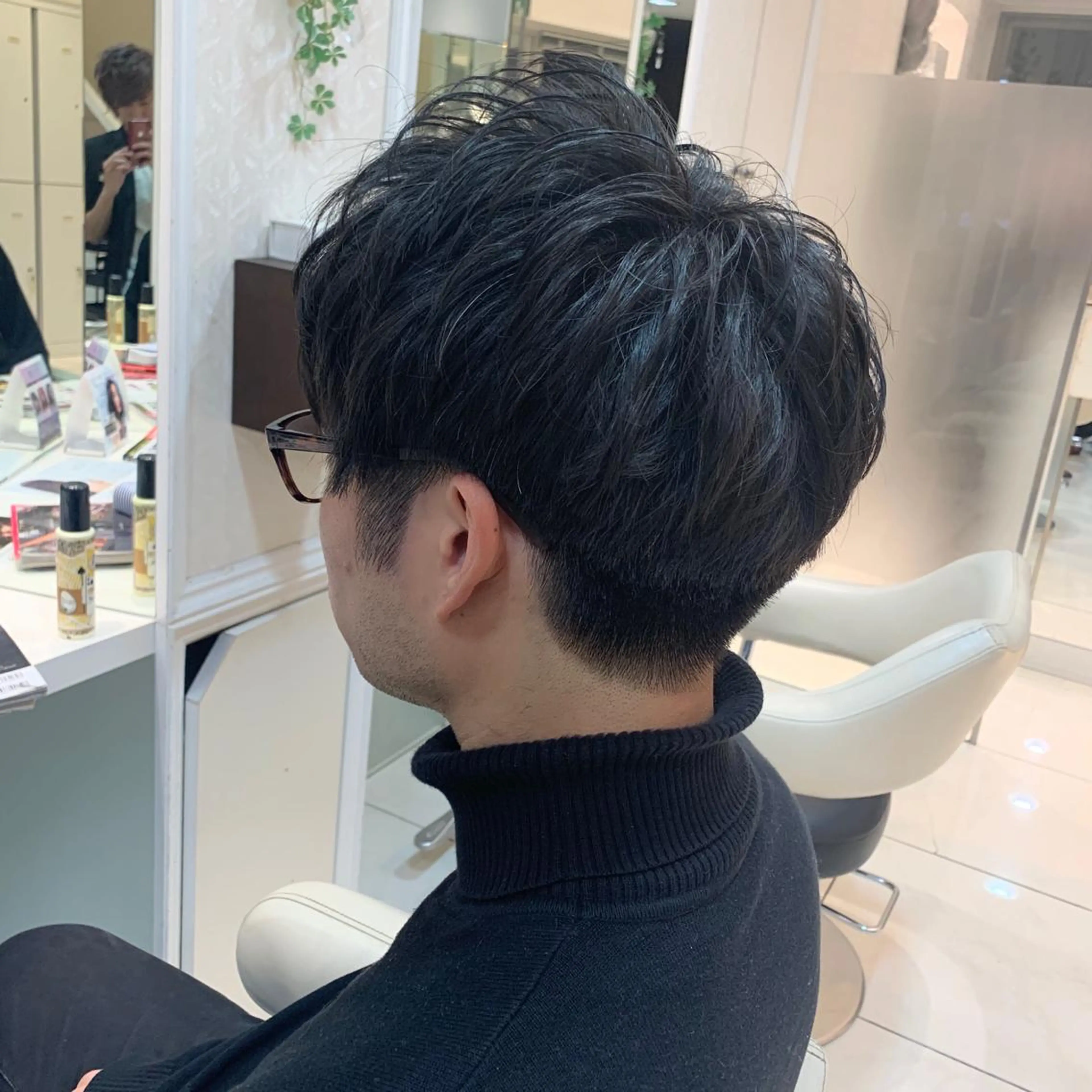ショート メンズ ツーブロック 刈り上げ 毛流れが作れる 縮毛矯正/渡部純生のヘアスタイル
