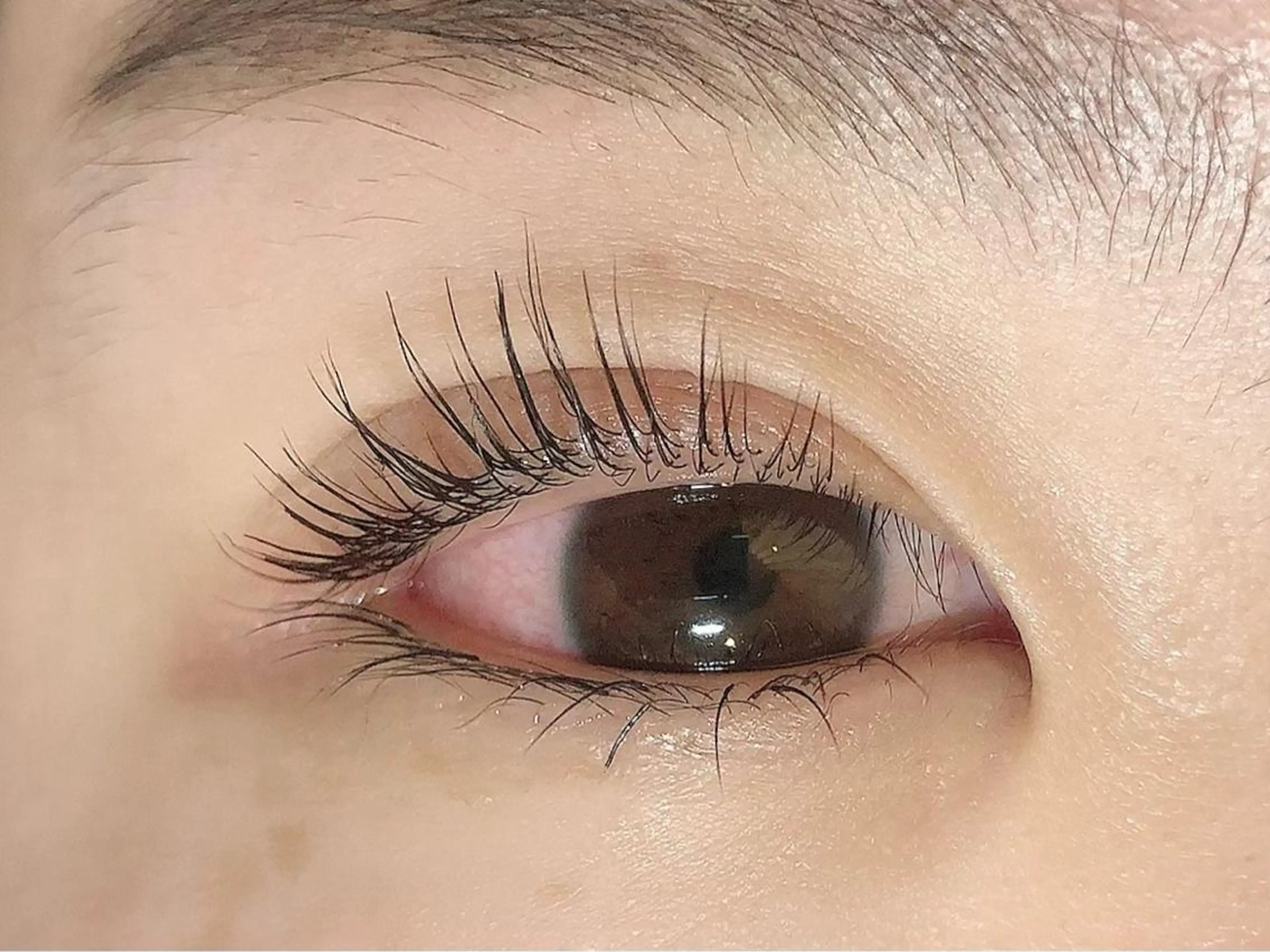 マツエク・マツパ パリジェンヌラッシュリフト Eyelash GENIC所属・Eyelash GENICのマツエク・マツパデザイン
