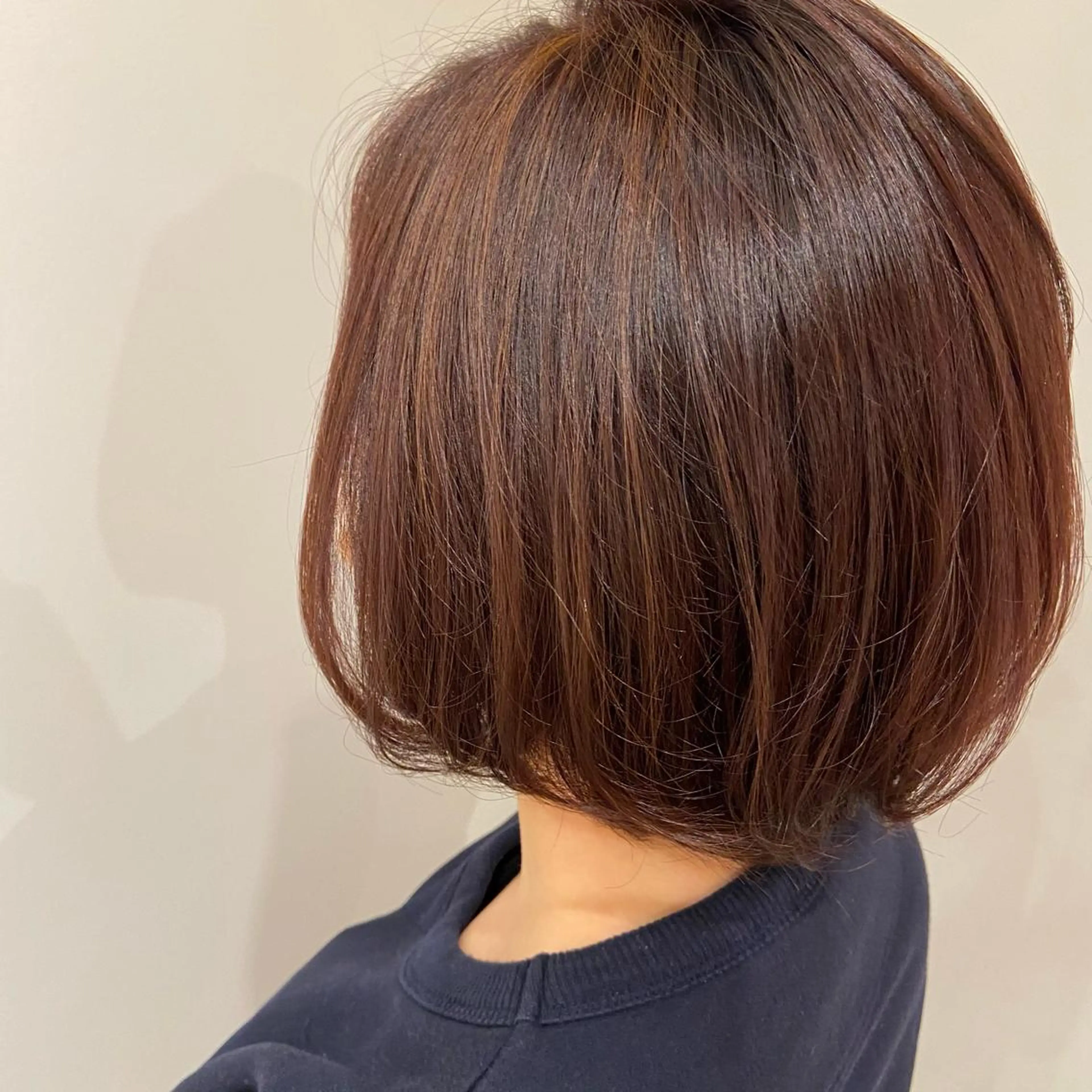 ショート カラー ブラウンカラー ハイライトカラー ピンクカラー ピンクブラウン ハイライト 滝口 江梨🔅のヘアスタイル