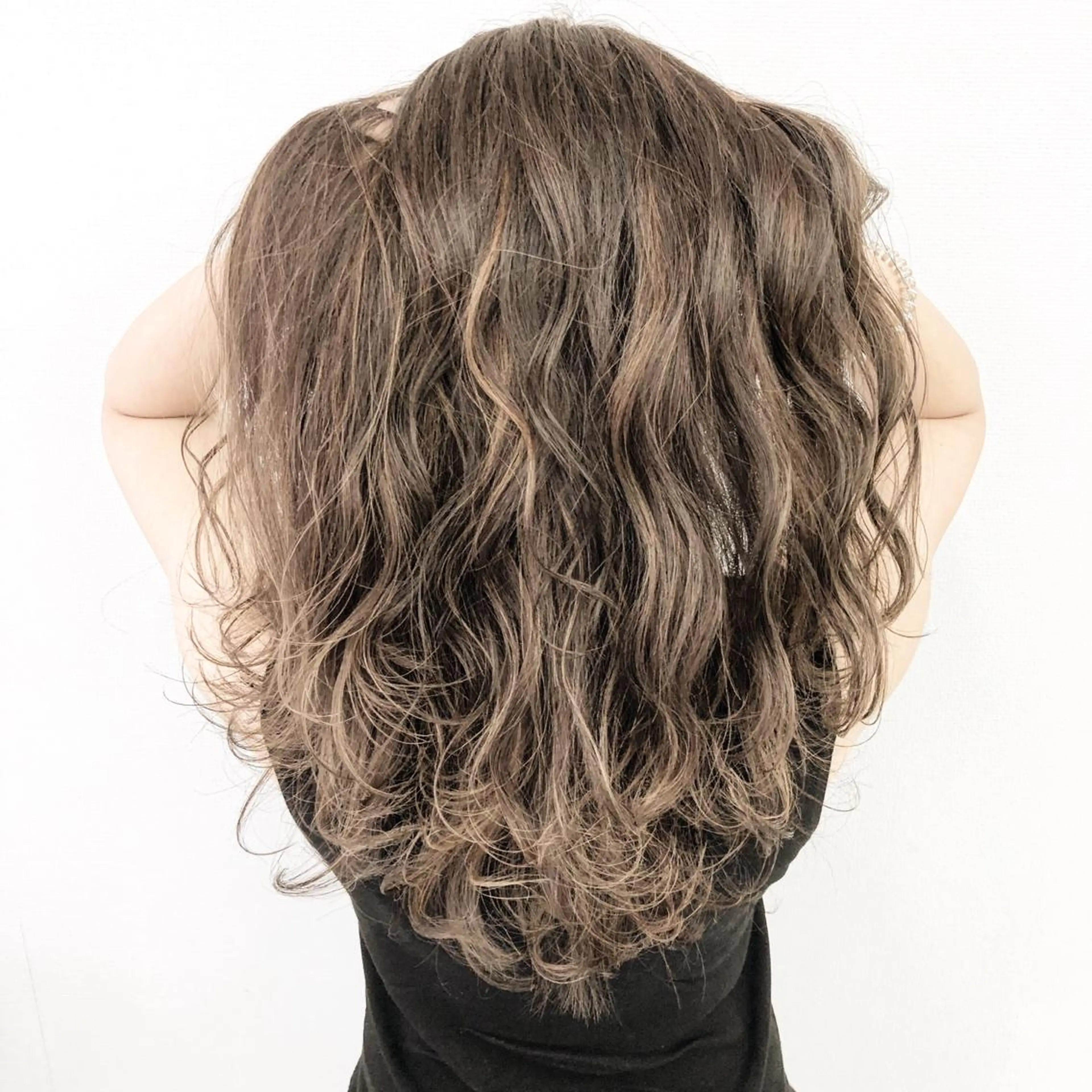 カラー ミルクティーカラー 🌈店長クボのヘアスタイル