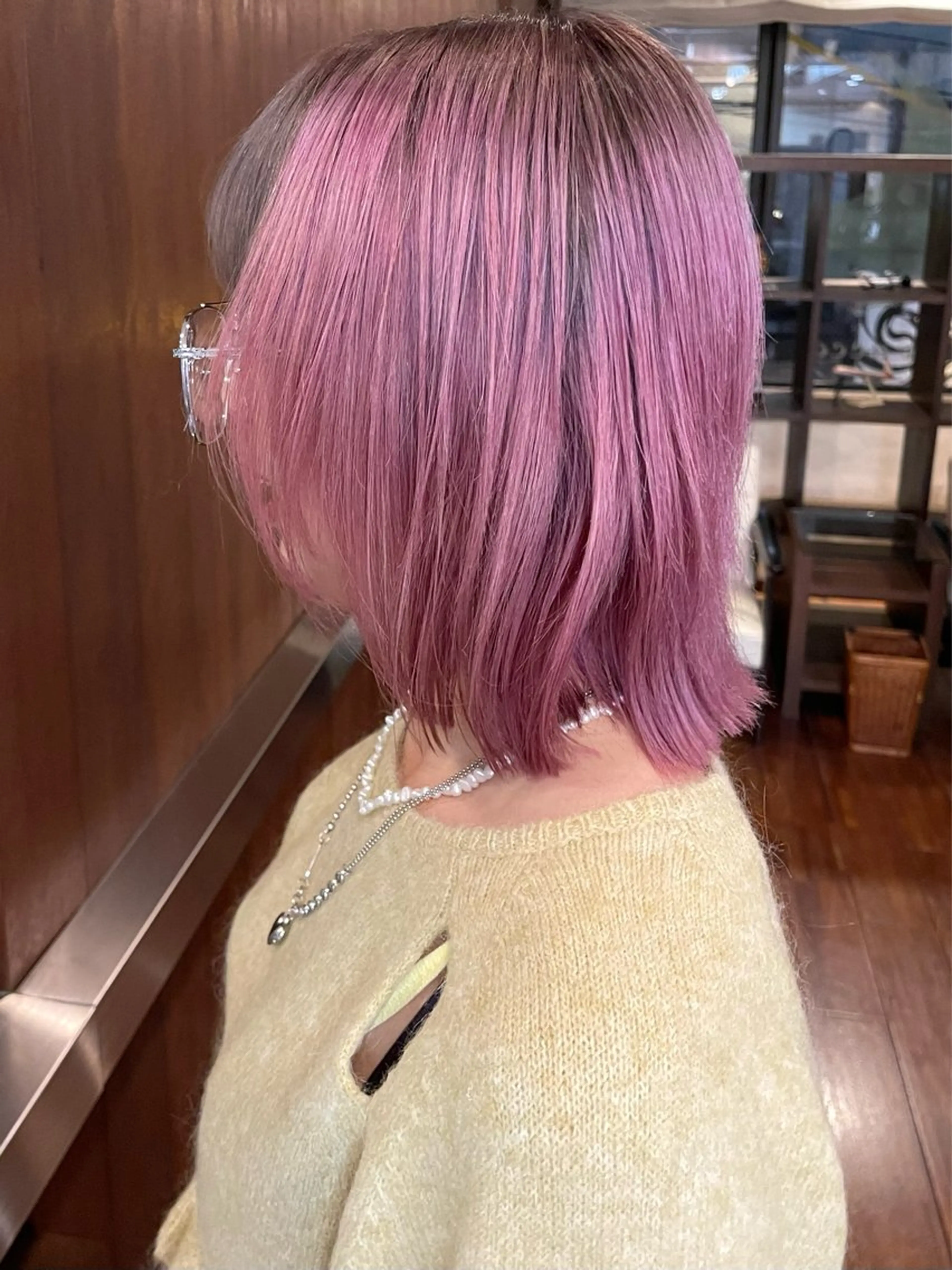 ショート カット ヘアカラー トリートメント 髪質改善ｶﾗｰ ｹｱﾌﾞﾘｰﾁ/ﾀﾑのヘアスタイル