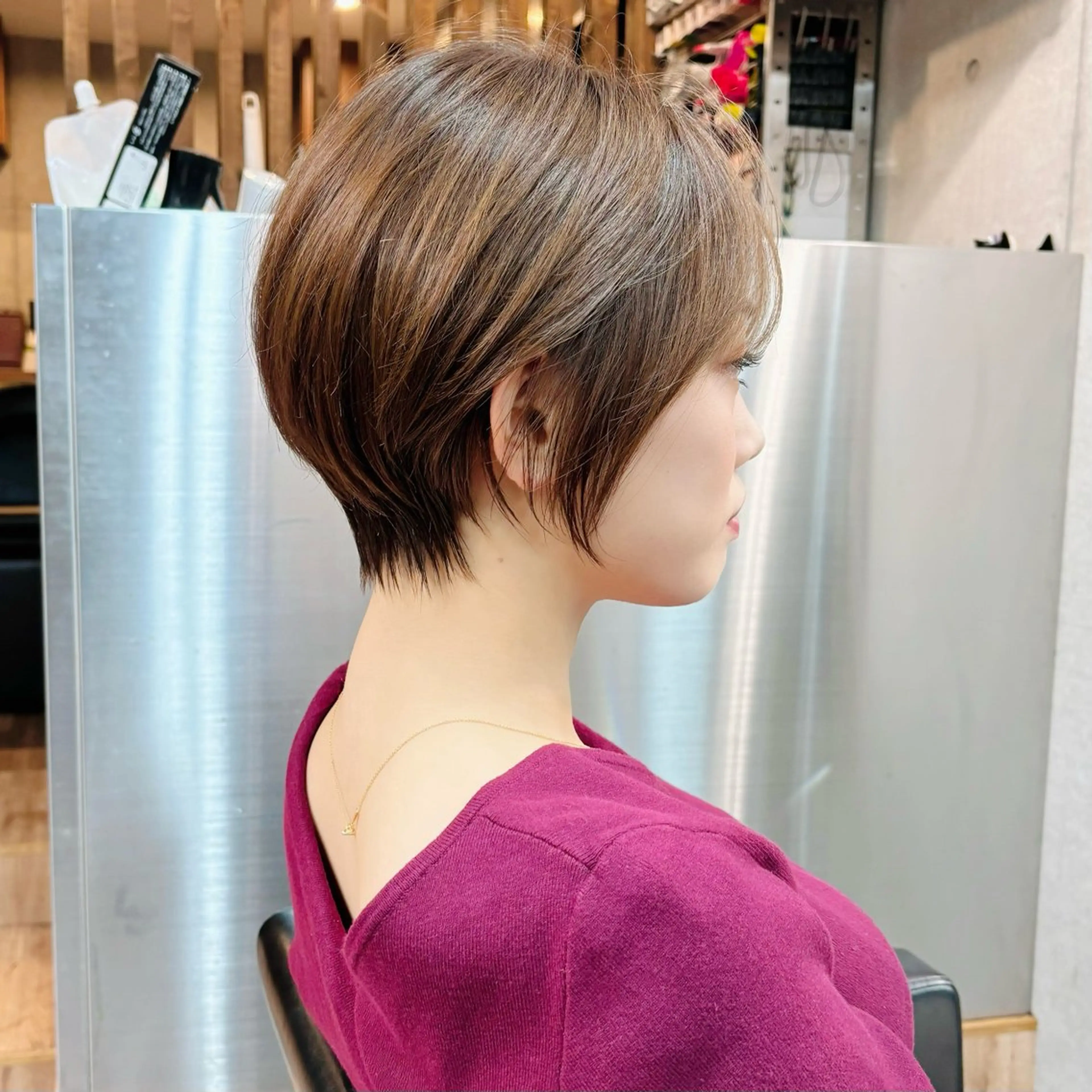 ショート カラー 丸みショート くびれヘア ショートヘア カット ヘアカラー トリートメント ショートボブ髪質改善 縮毛矯正のプロ山道潤のヘアスタイル