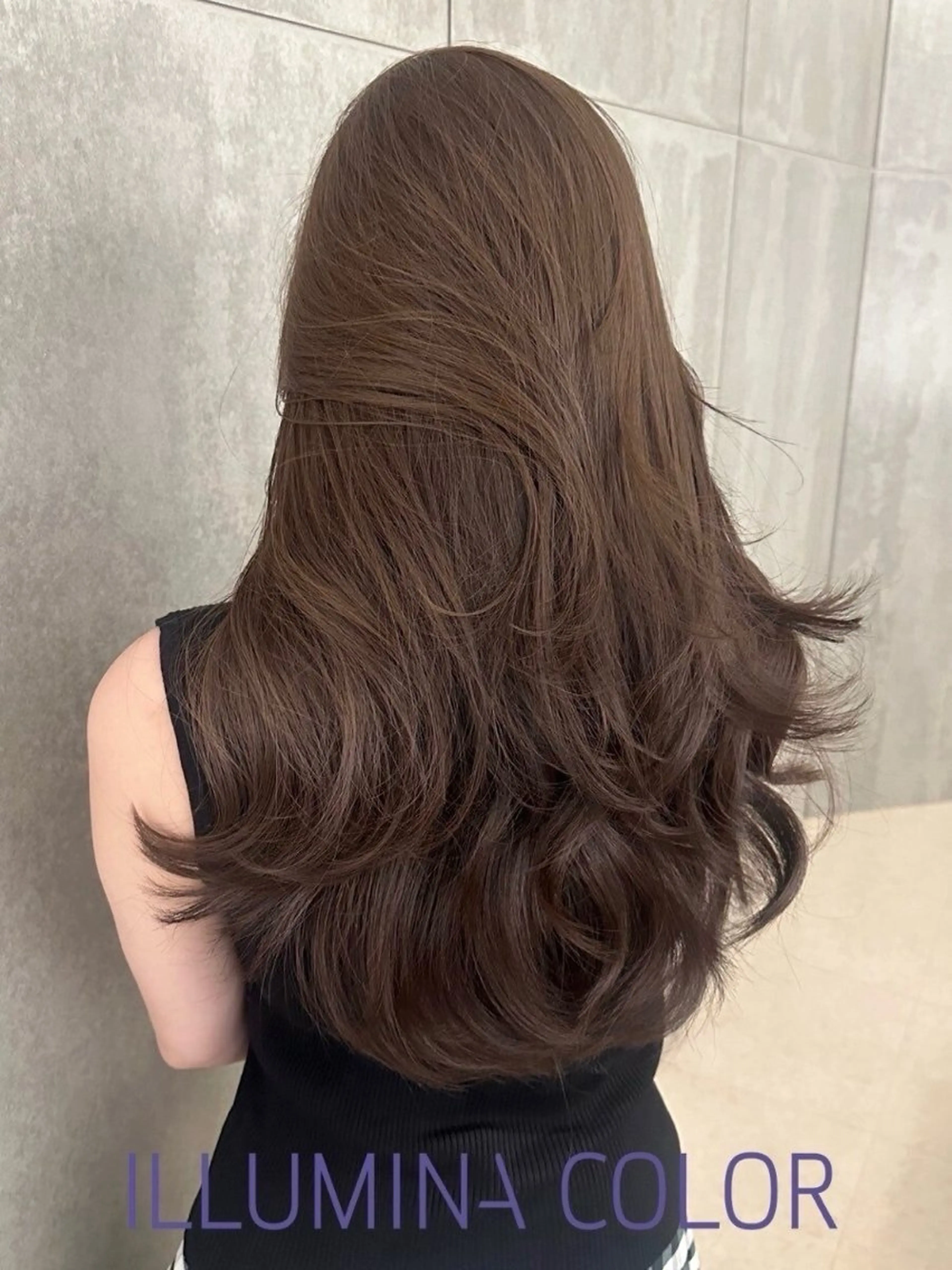 ロング カラー 冨田 那樹のヘアスタイル