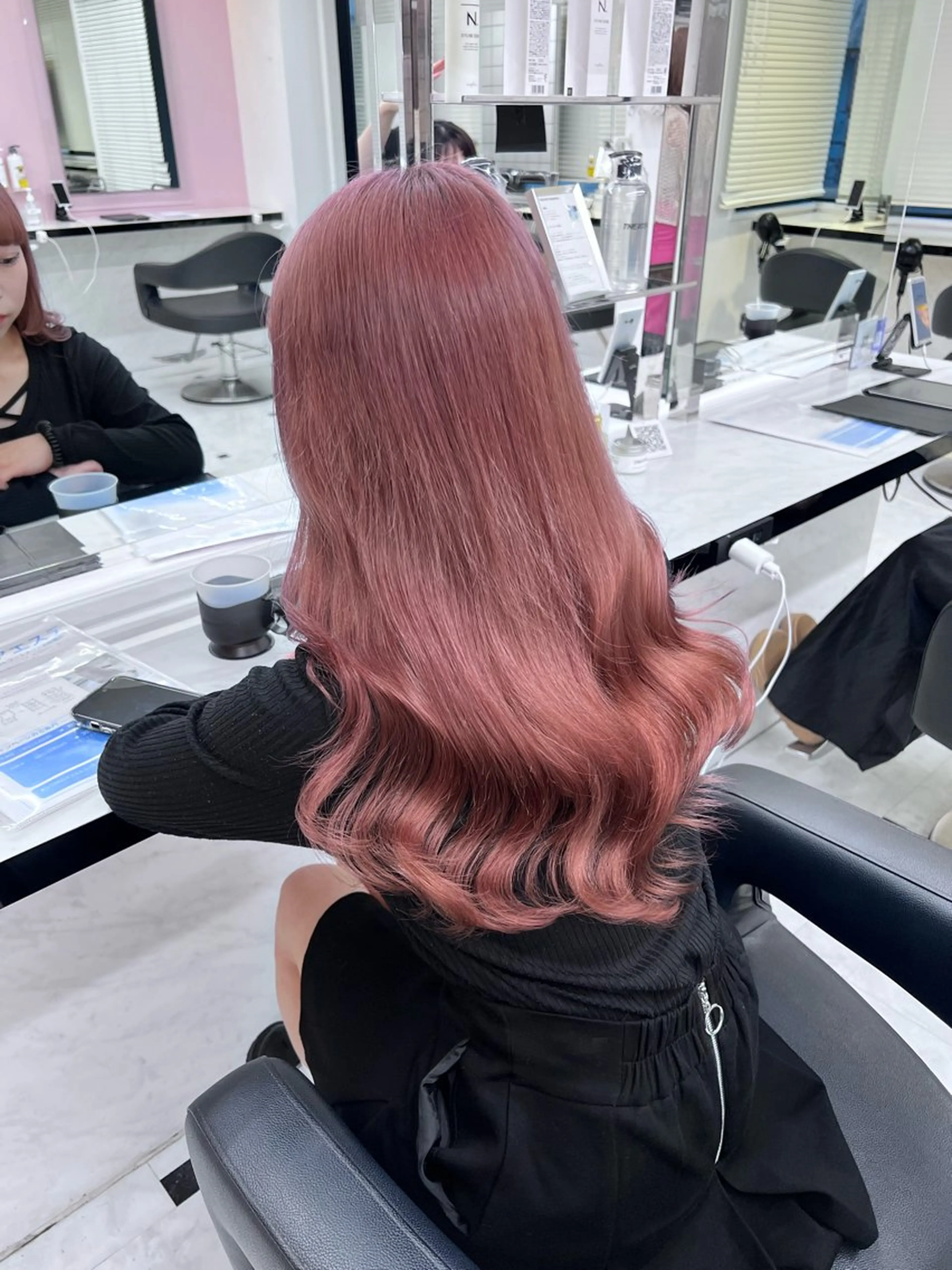 ミディアム カラー ヘアアレンジ 💕ブリーチカラー☁ 髪質改善💖サワのヘアスタイル