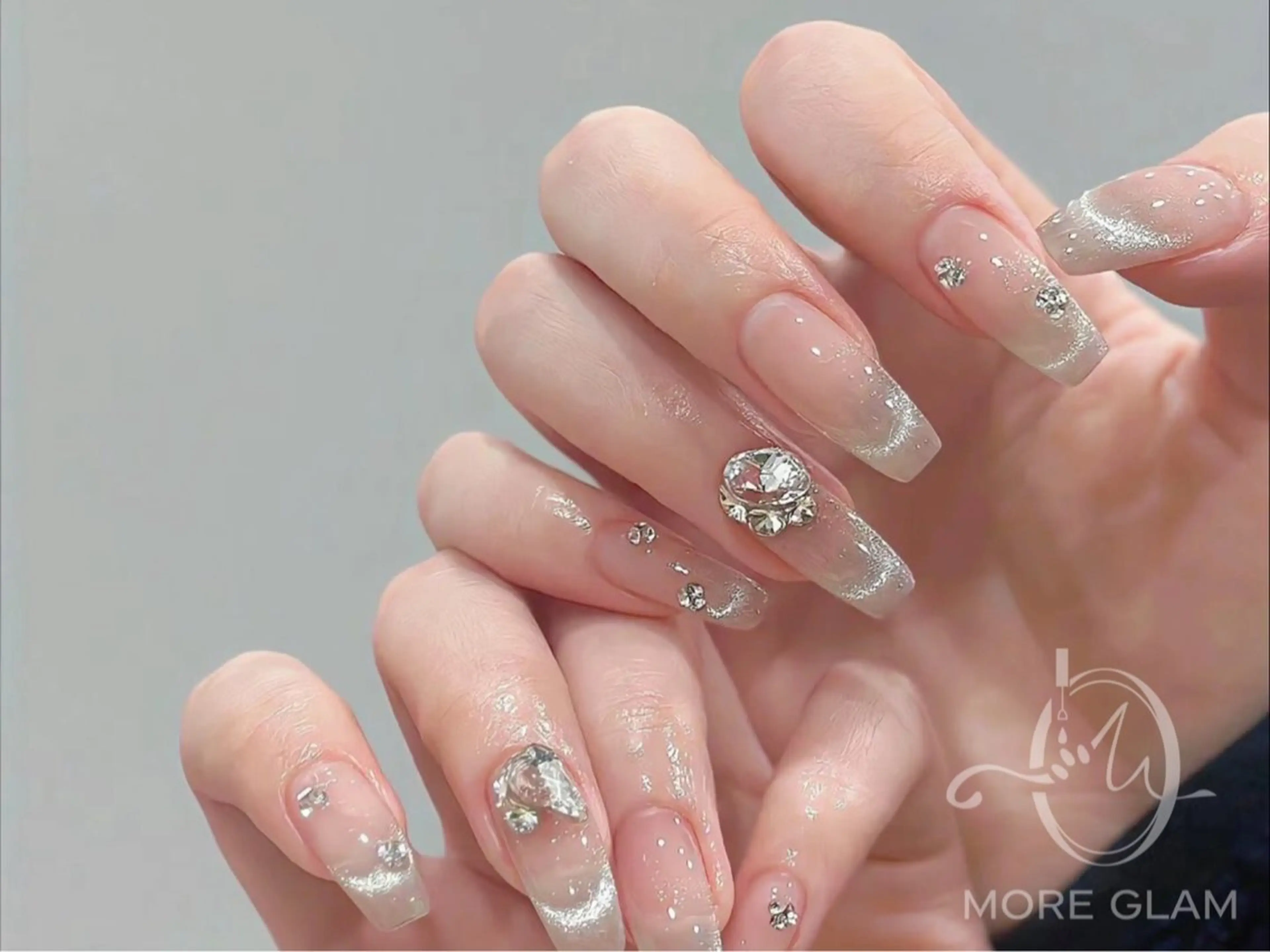 ネイル 長さ出し フットネイル フレンチネイル ジェルネイル 韓国ネイル MoreGlam ネイルのネイルデザイン