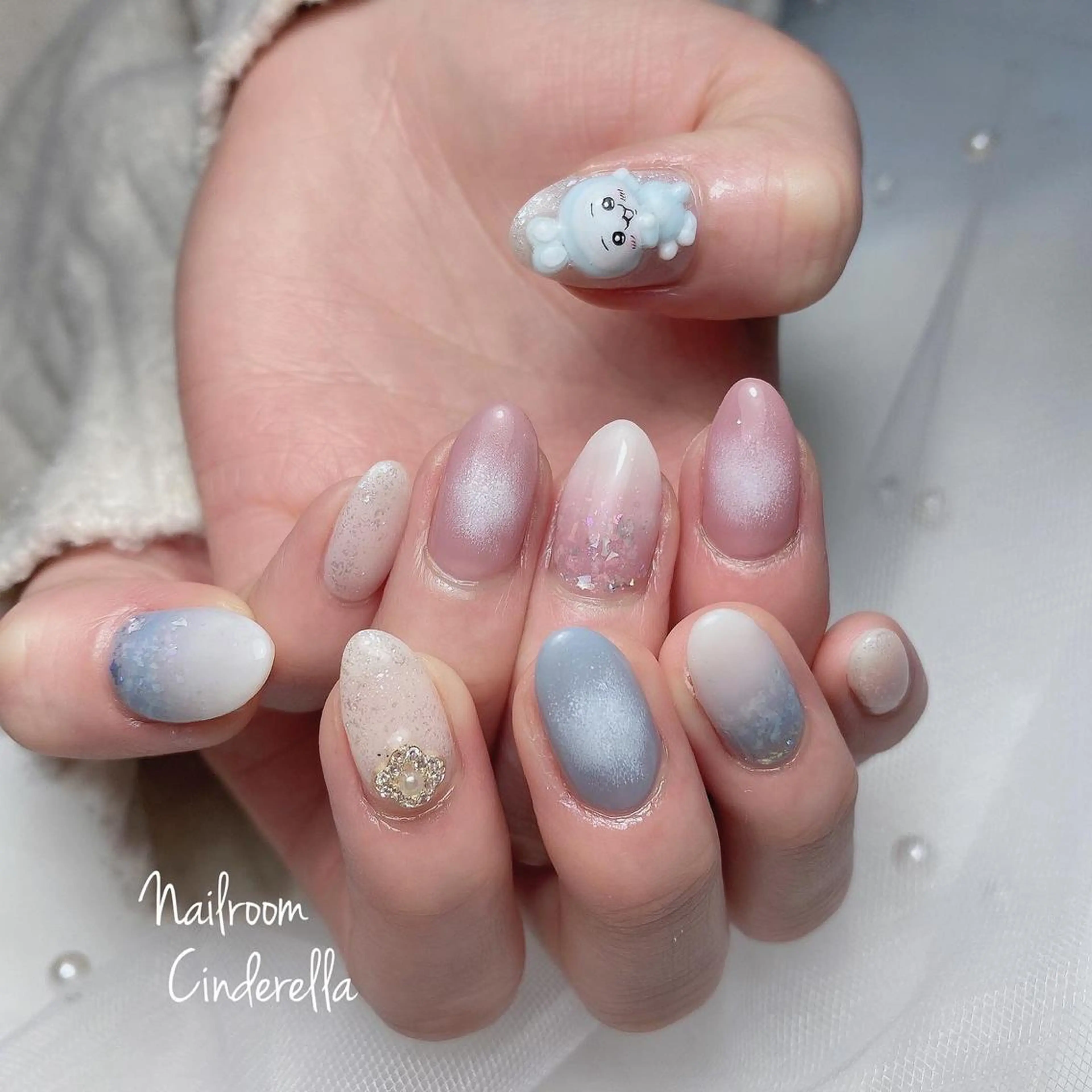ネイル アートネイル キラキラネイル Nailroom. Cinderellaのネイルデザイン
