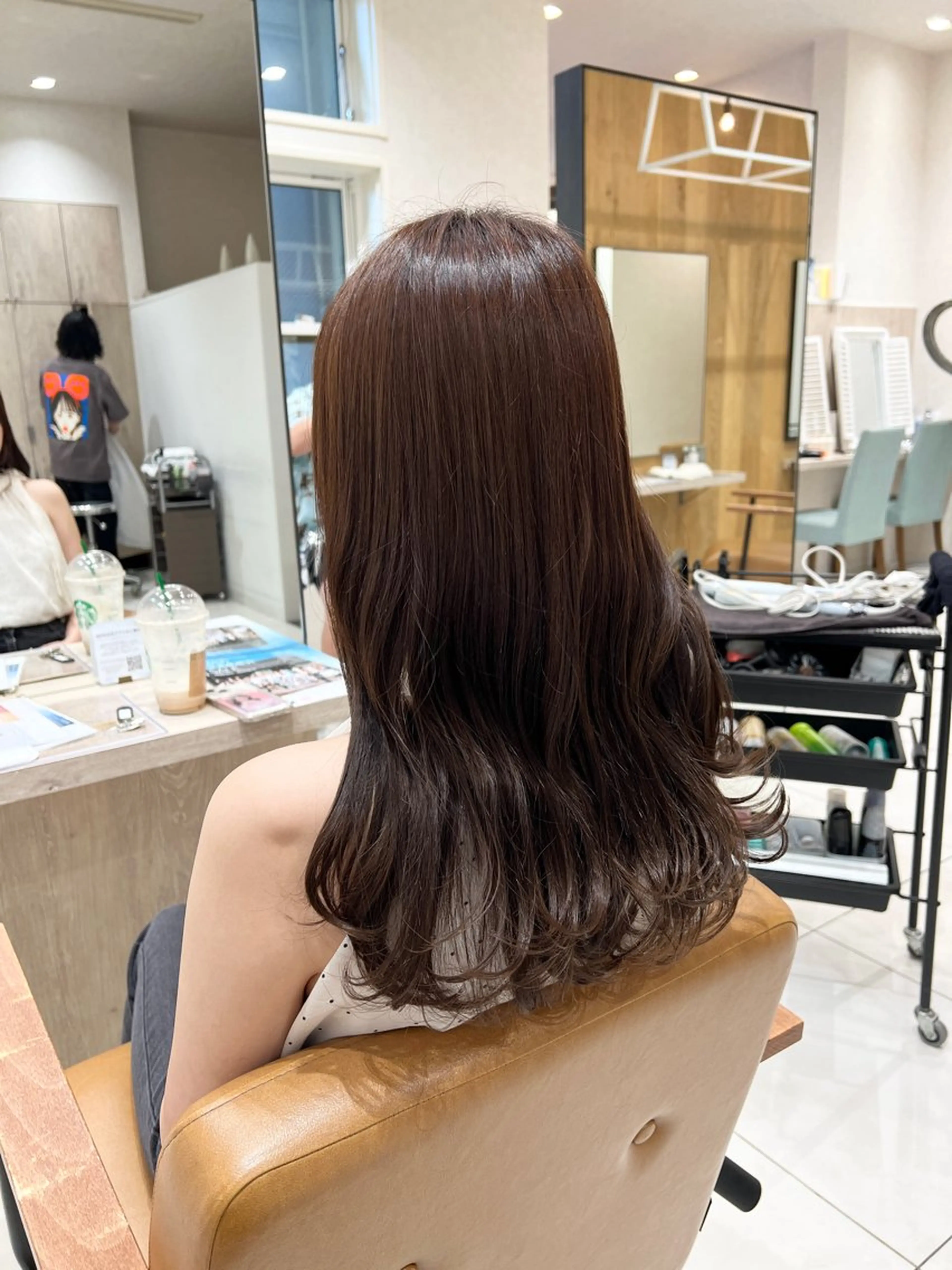 【8月限定🌿】透明感×艶カラー＋小顔カット💇‍♀️の写真