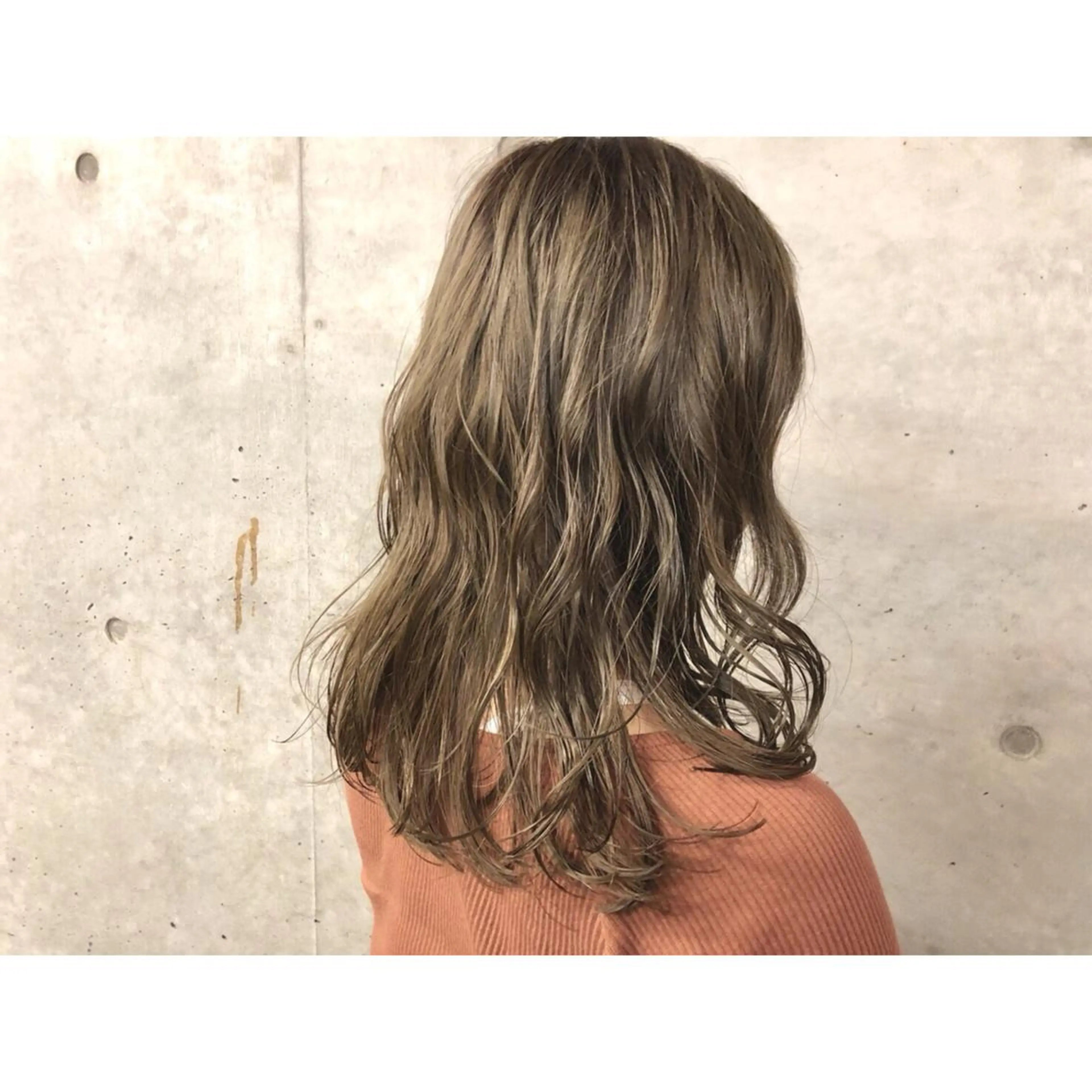 ミディアム カラー ヘアアレンジ ツヤ髪 ／髪質改善 松岡将太郎のヘアスタイル