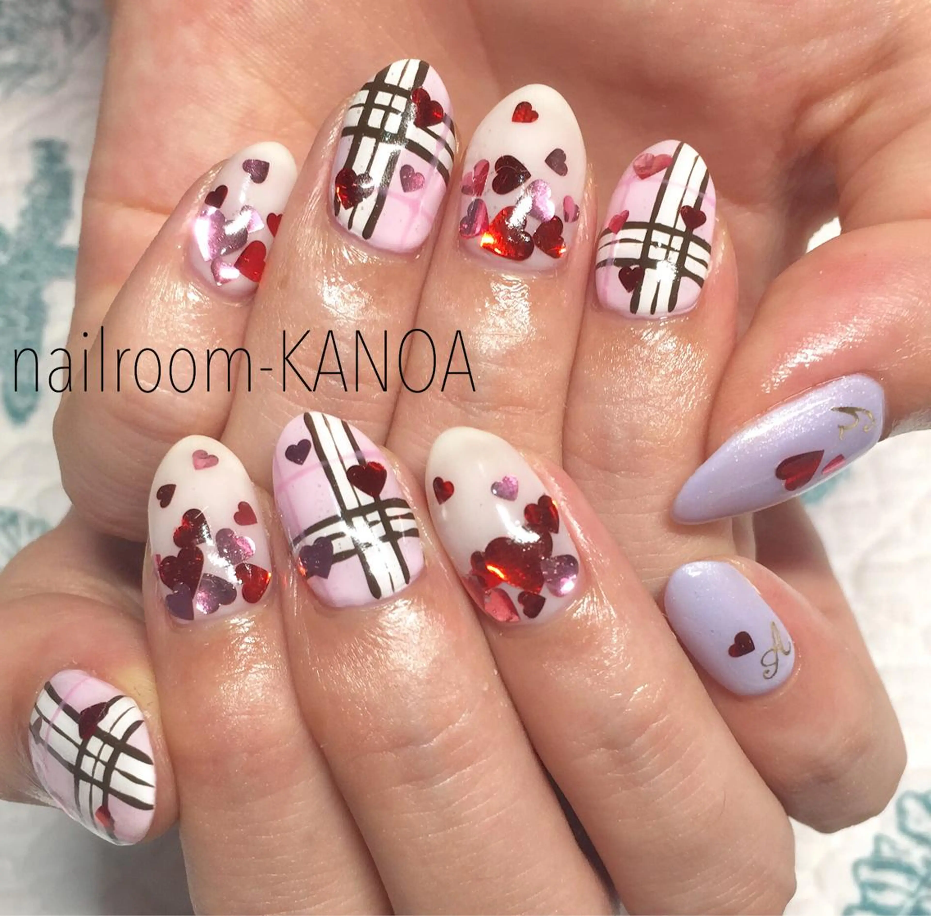 ミディアム ネイル ハート ピンク nailroom- KANOAのネイルデザイン