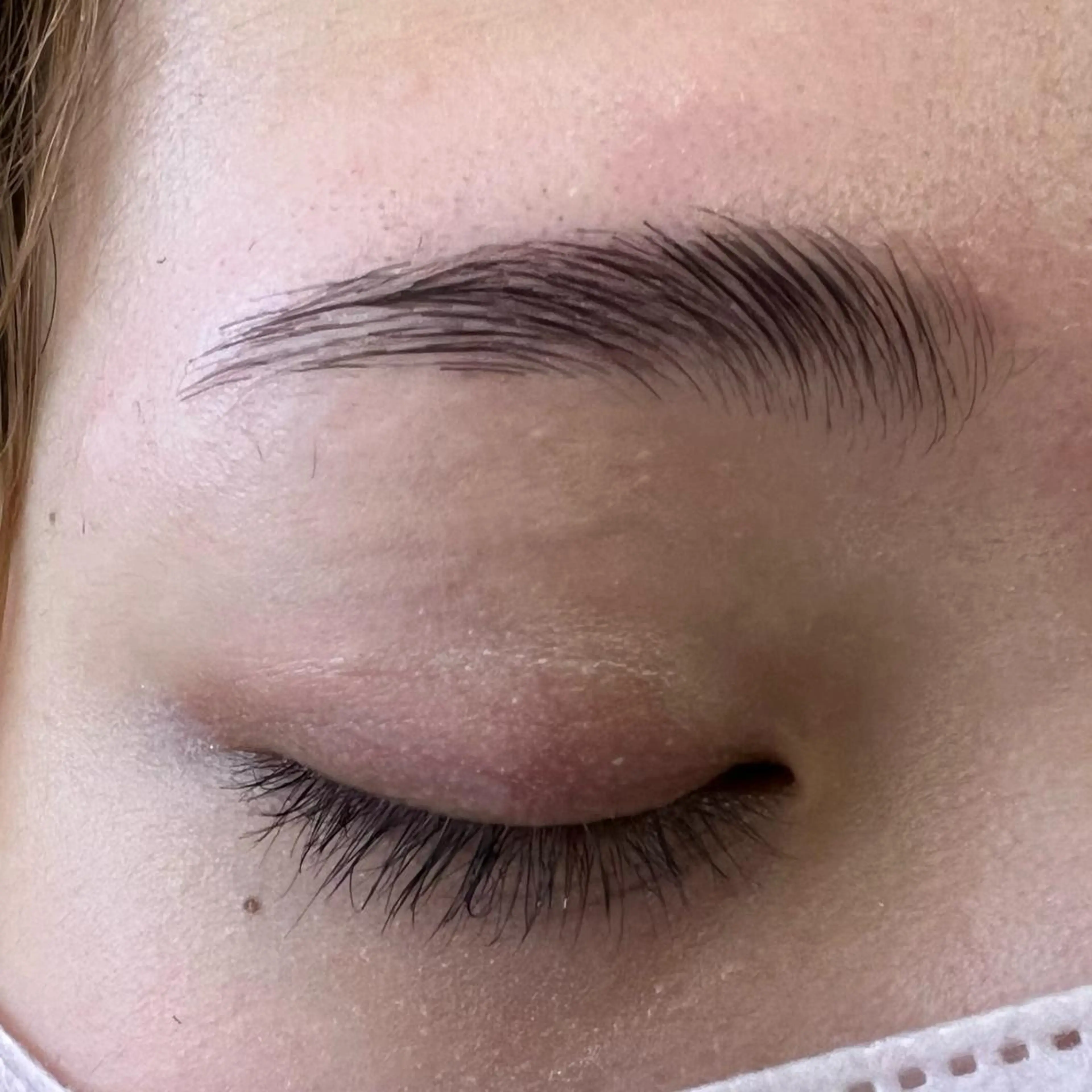 アイブロウ クレアラルーチェ倉敷西阿知店所属・太田 奈留のマツエク・マツパデザイン