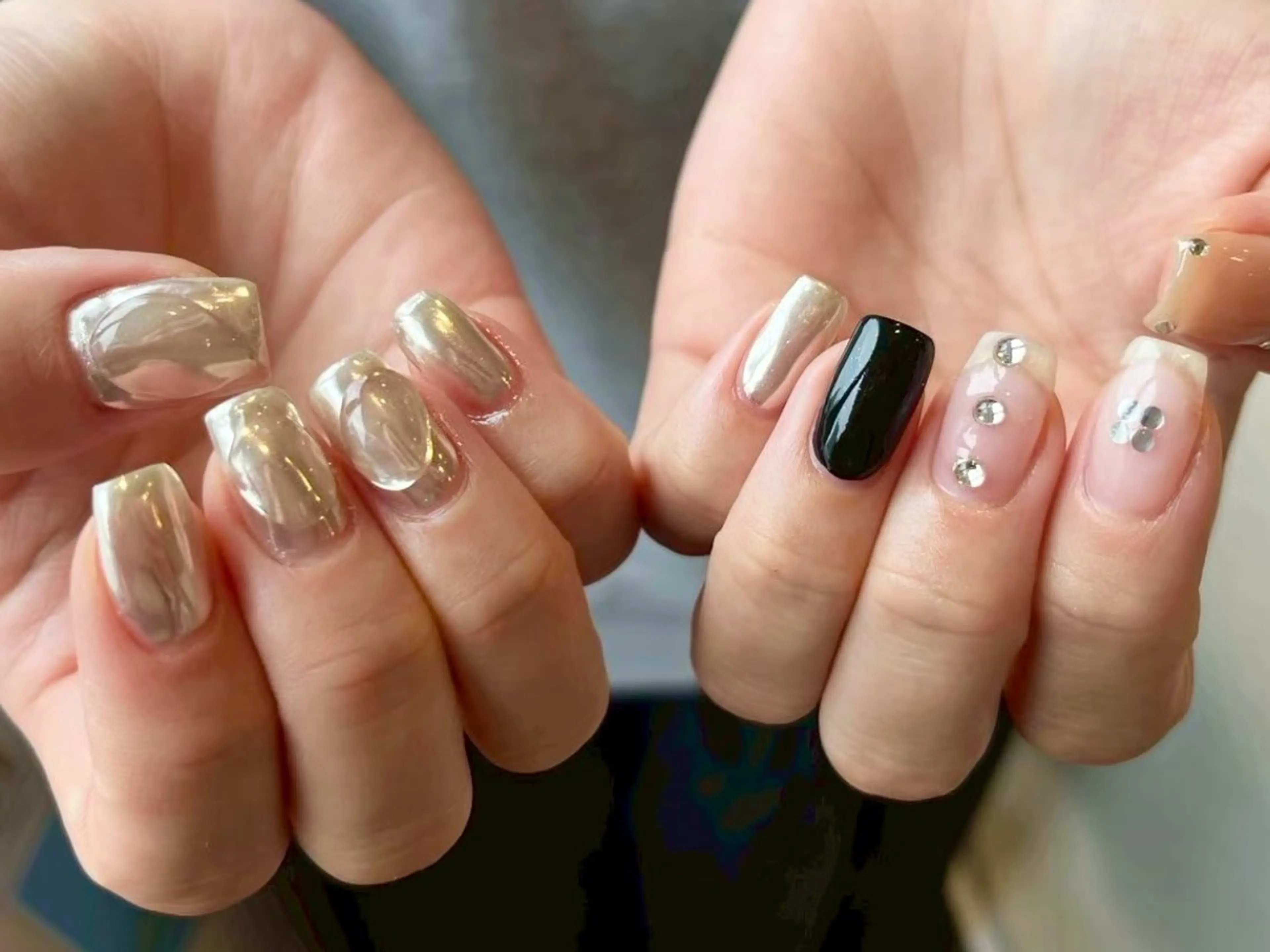 ネイル ミラーネイル ニュアンスネイル Ayano ♡のネイルデザイン