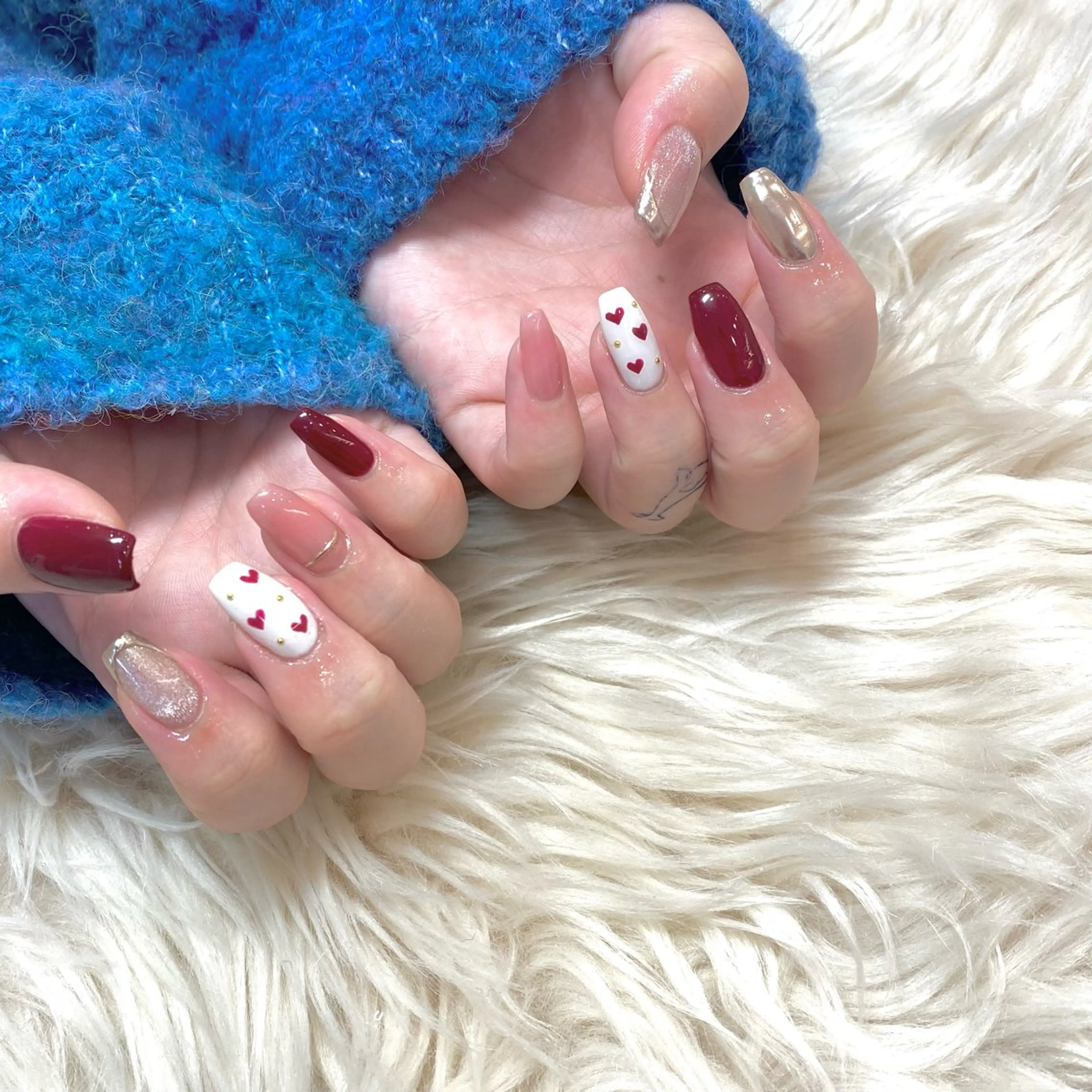 ネイル フレンチネイル ゴールド ハート キラキラネイル 持ち込み Nailsalon Merci所属・Merci momoのネイルデザイン