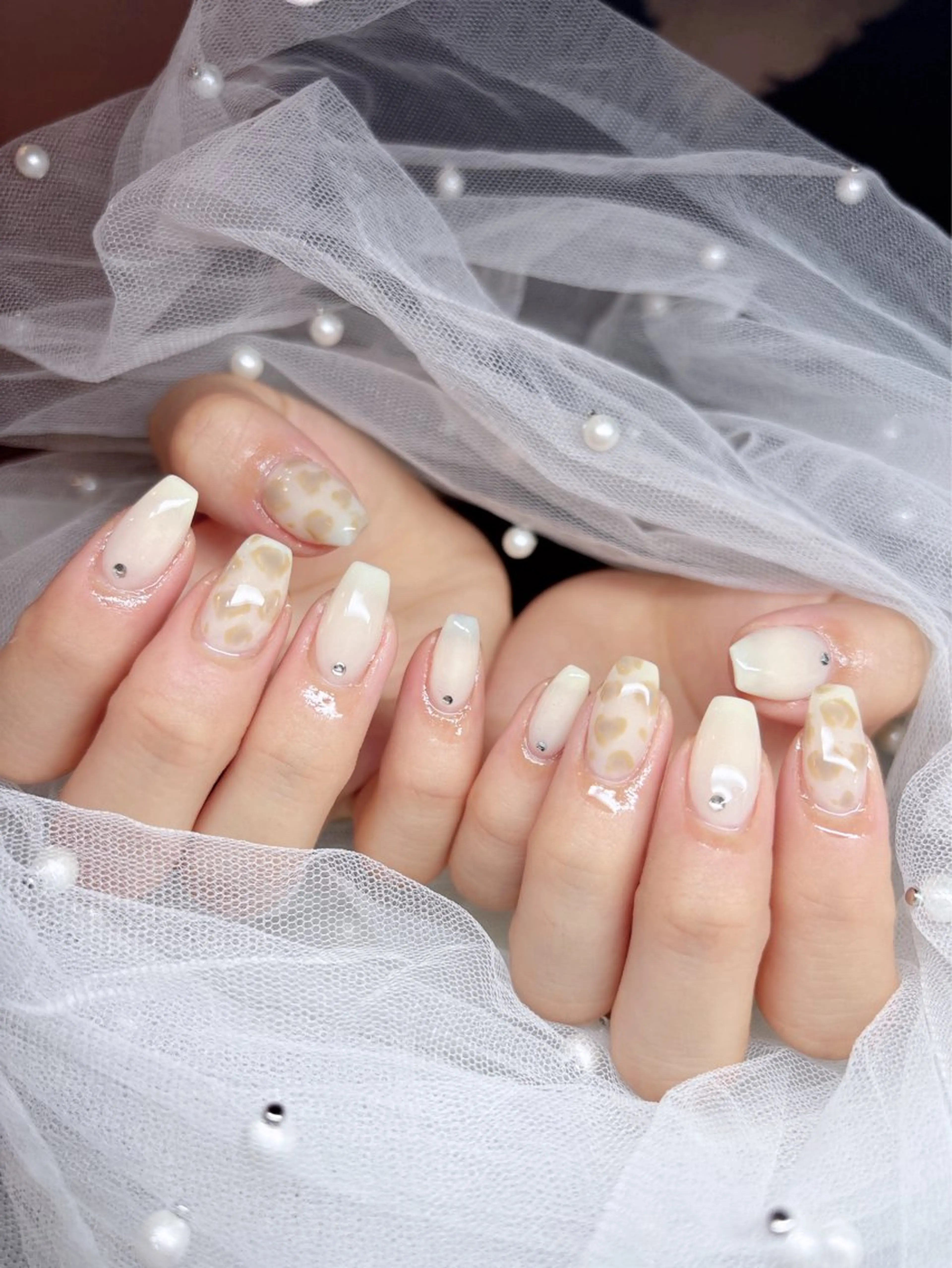 ネイル ジェルネイル ロングネイル ピンク ワンホンネイル ハンドネイル happiness nailのネイルデザイン