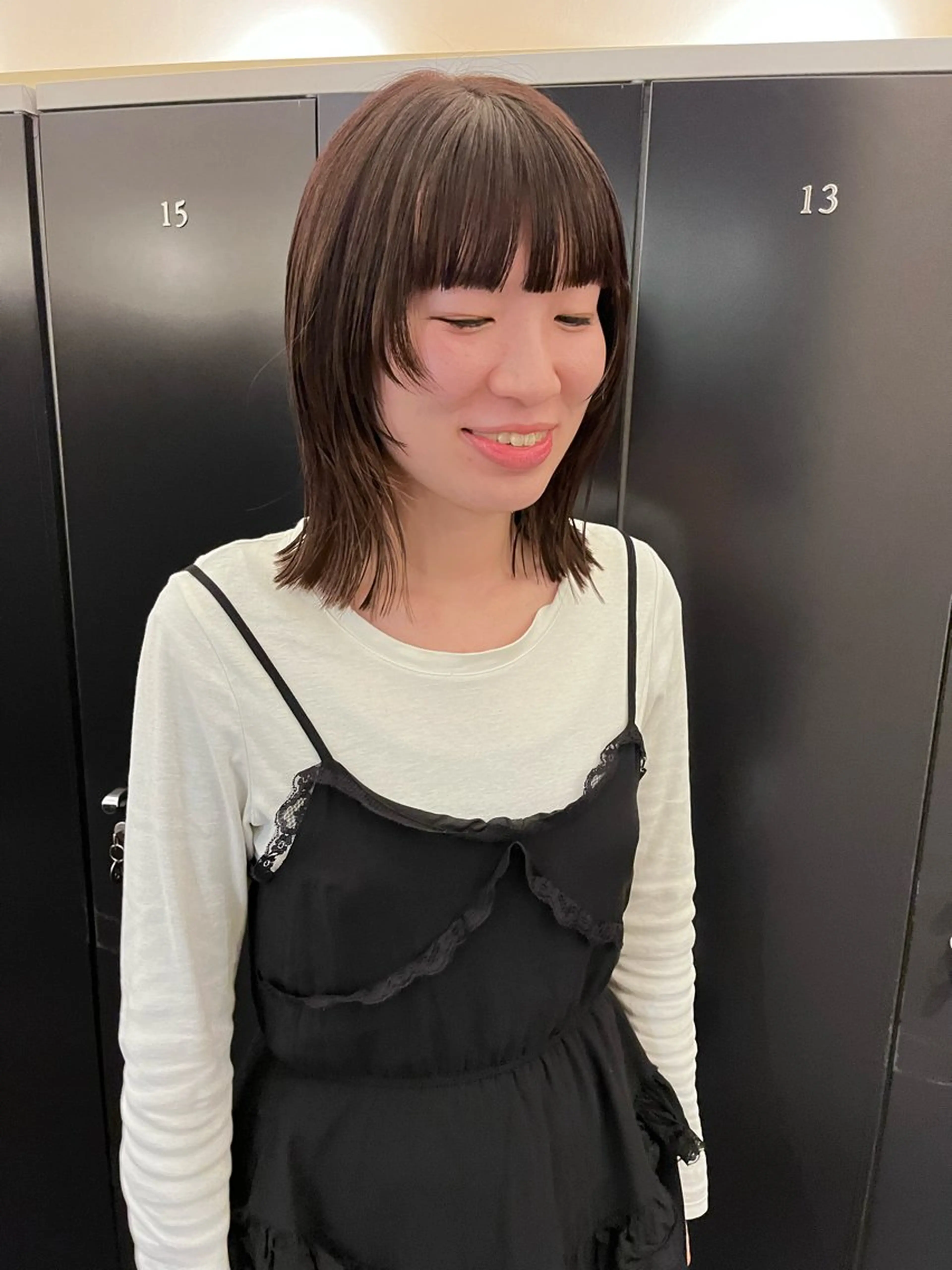 ミディアム ボブ 顔周りカット レイヤーカット ノムラ サクラのヘアスタイル