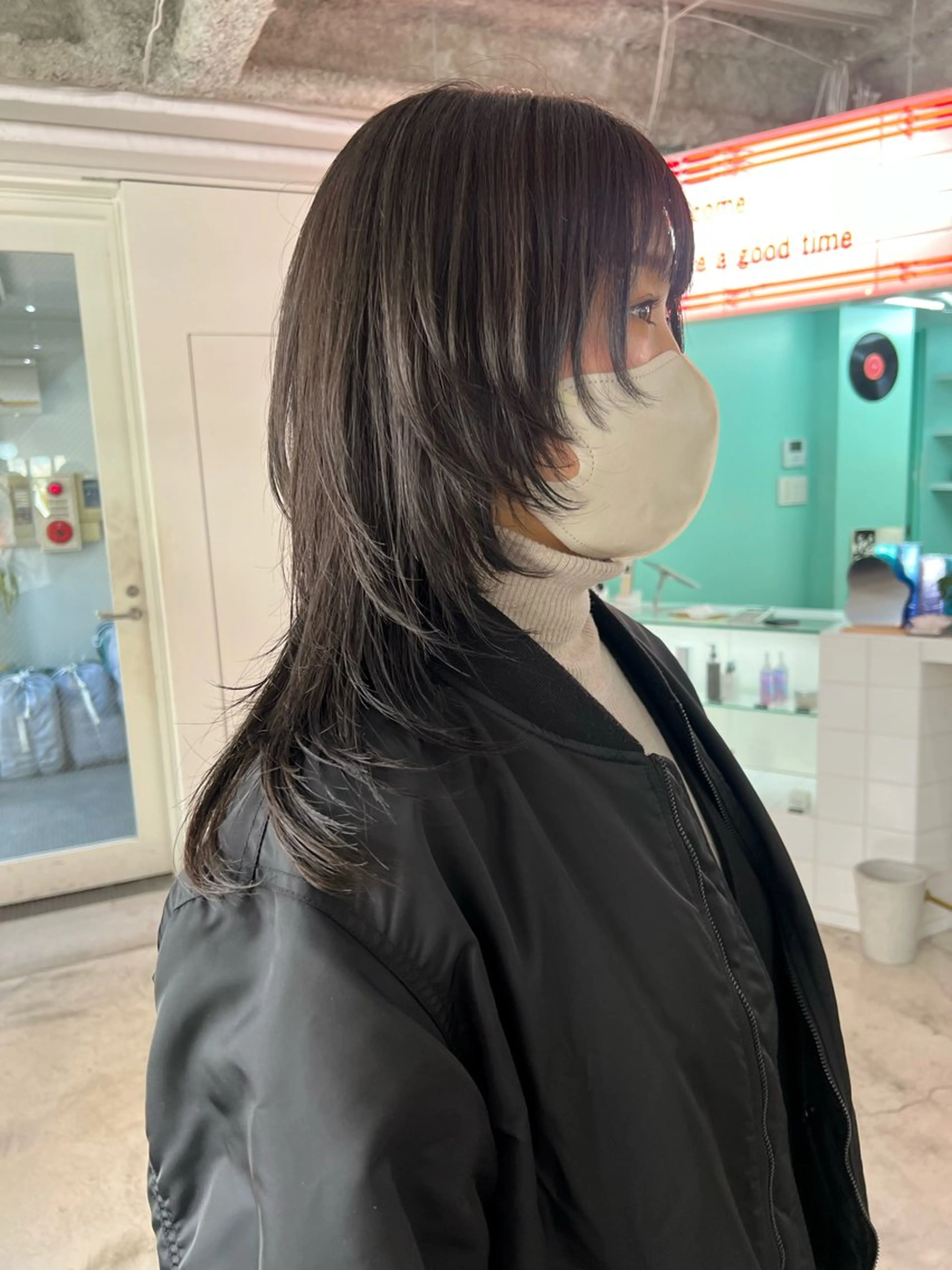 ミディアム カット 💥ウルフカット デザインあんな💥のヘアスタイル
