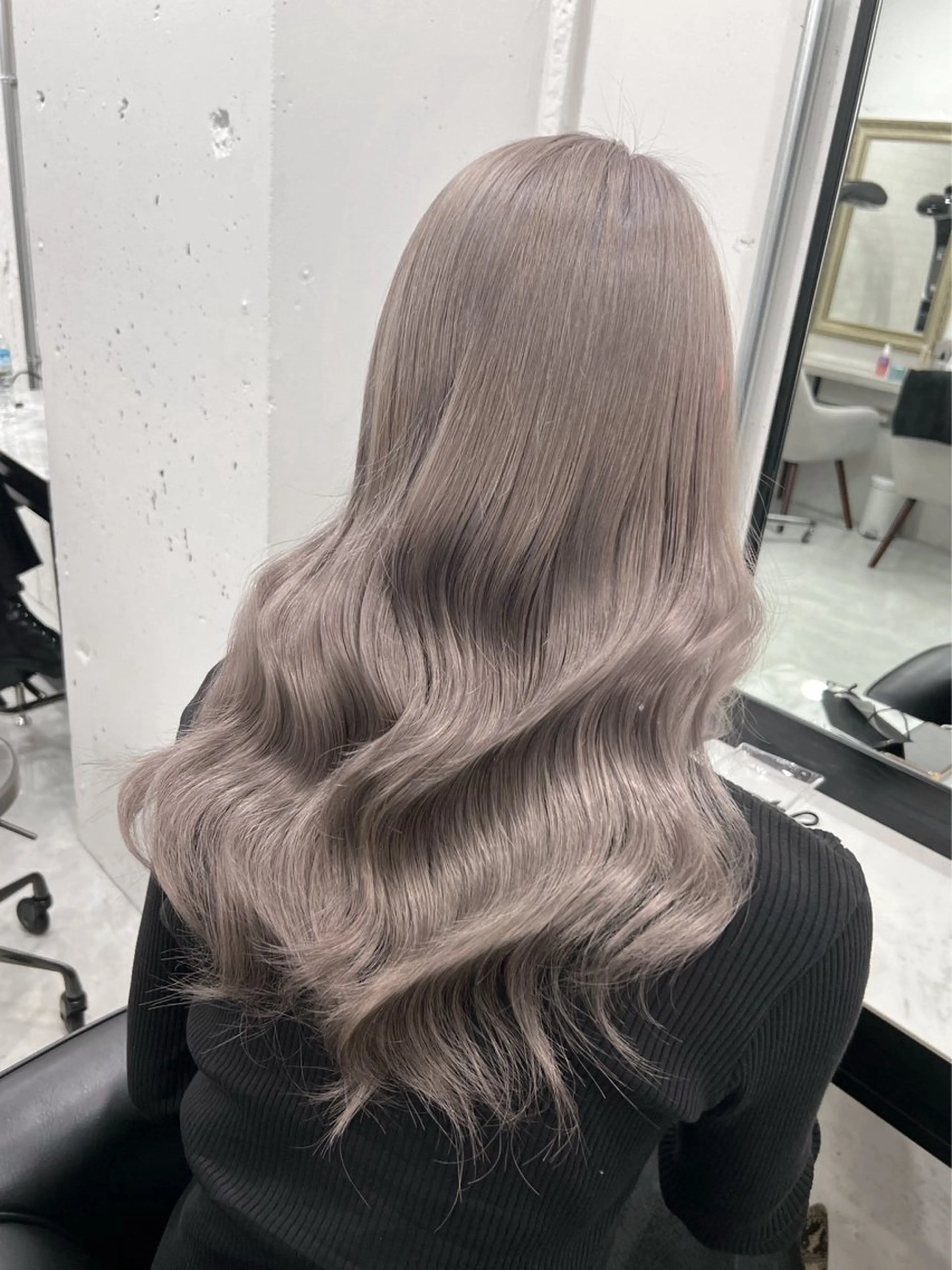 🌈モデル限定料金🌈ブリーチ＆カラー🉐の写真