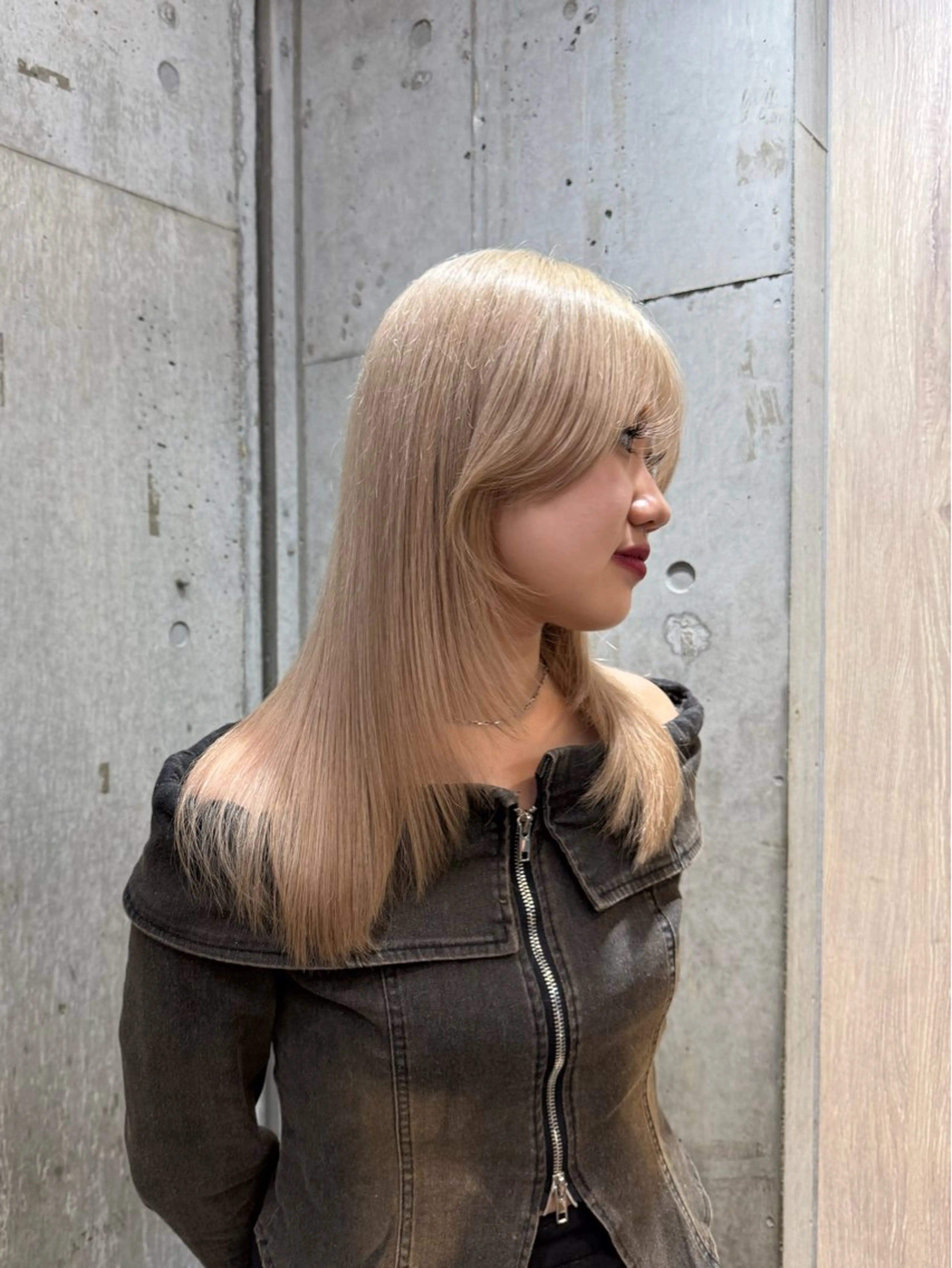 【ご新規様限定☝🏻✨】ダメージが気になる🍃艶々ケアブリーチ＋カラー🥣◝✩[原宿/明治神宮]の写真