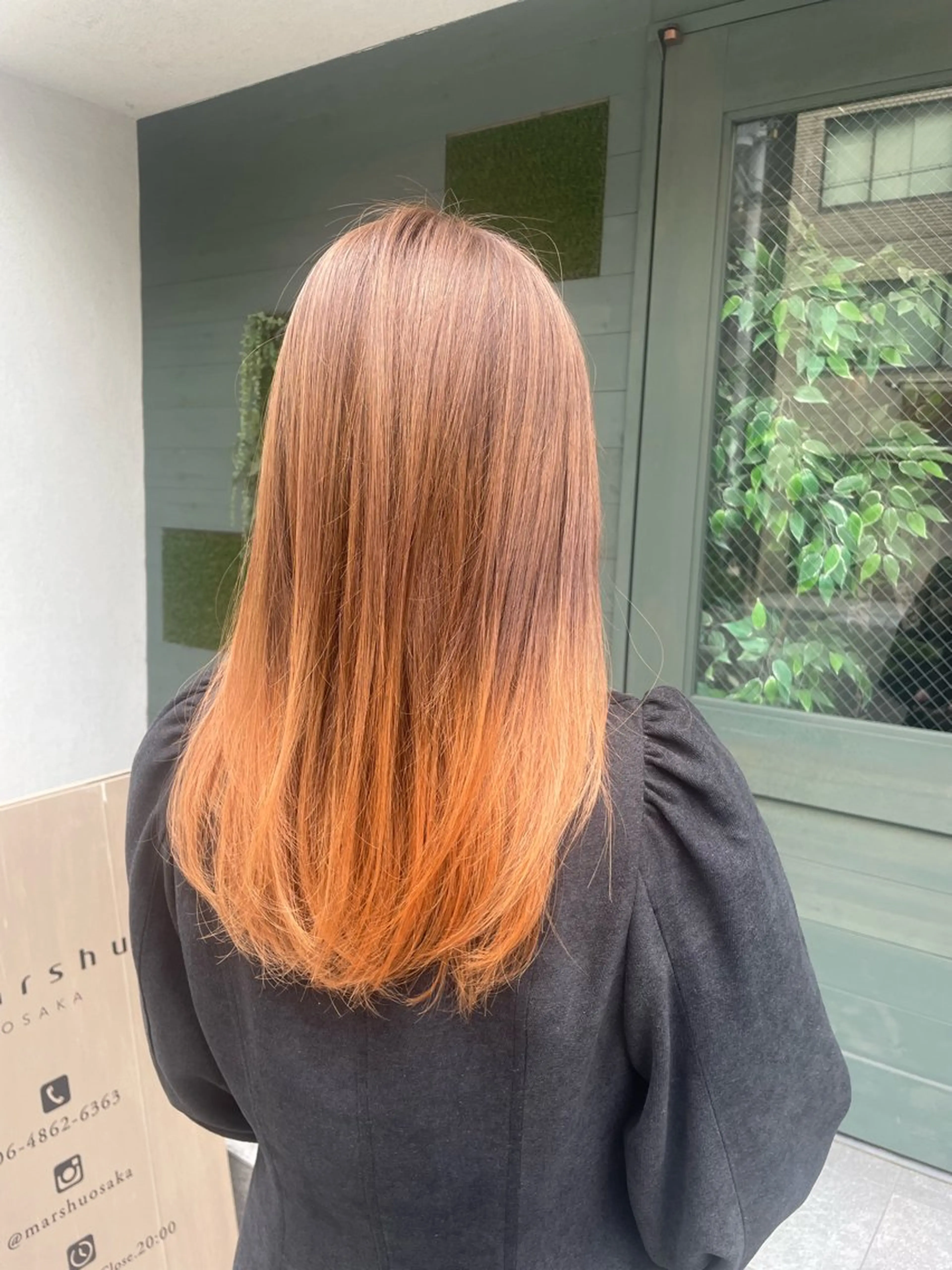 セミロング カラー 石川 聖奈のヘアスタイル