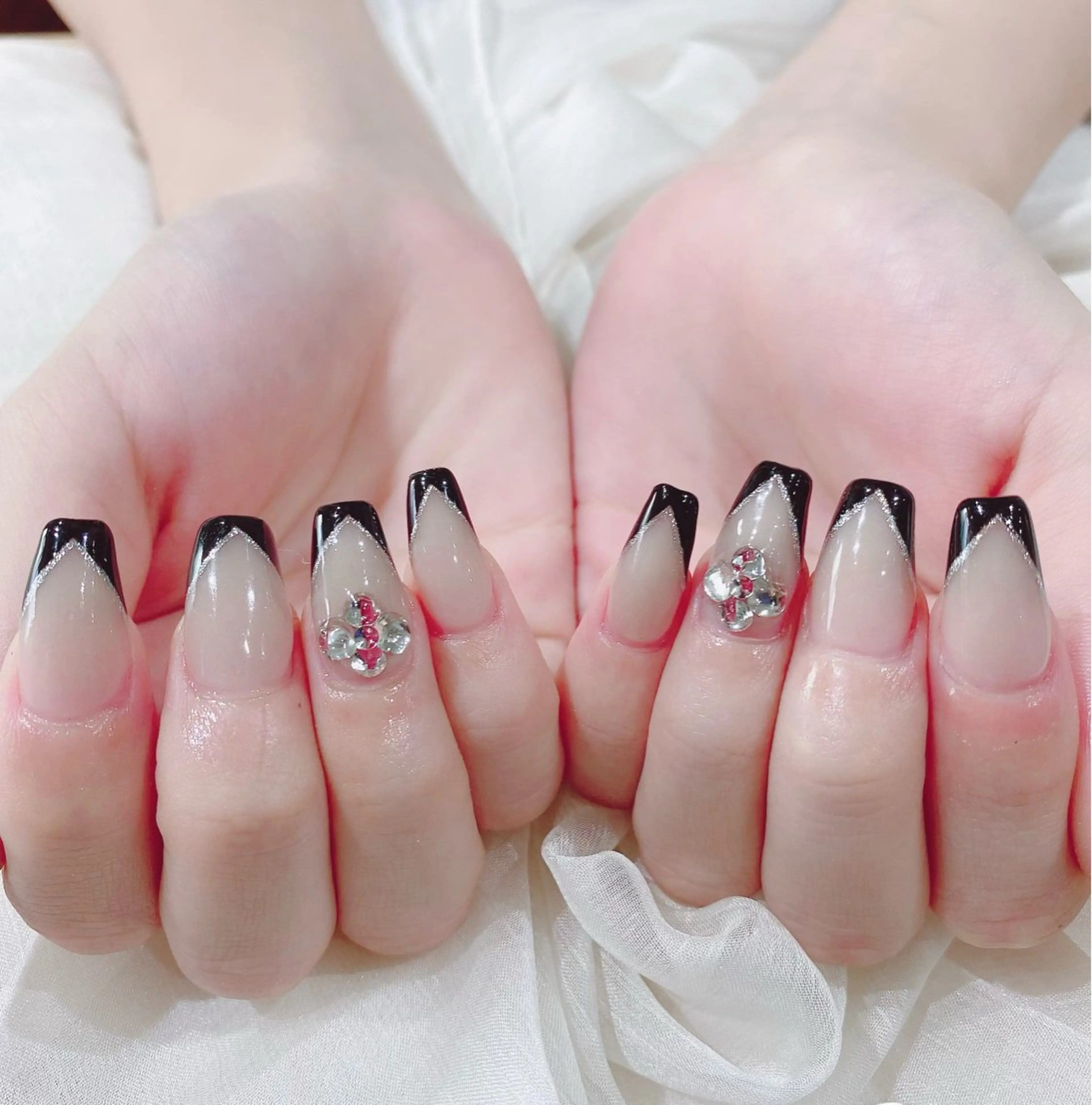 ミディアム ハンドネイル JNA認定講師🌸 RIEのネイルデザイン