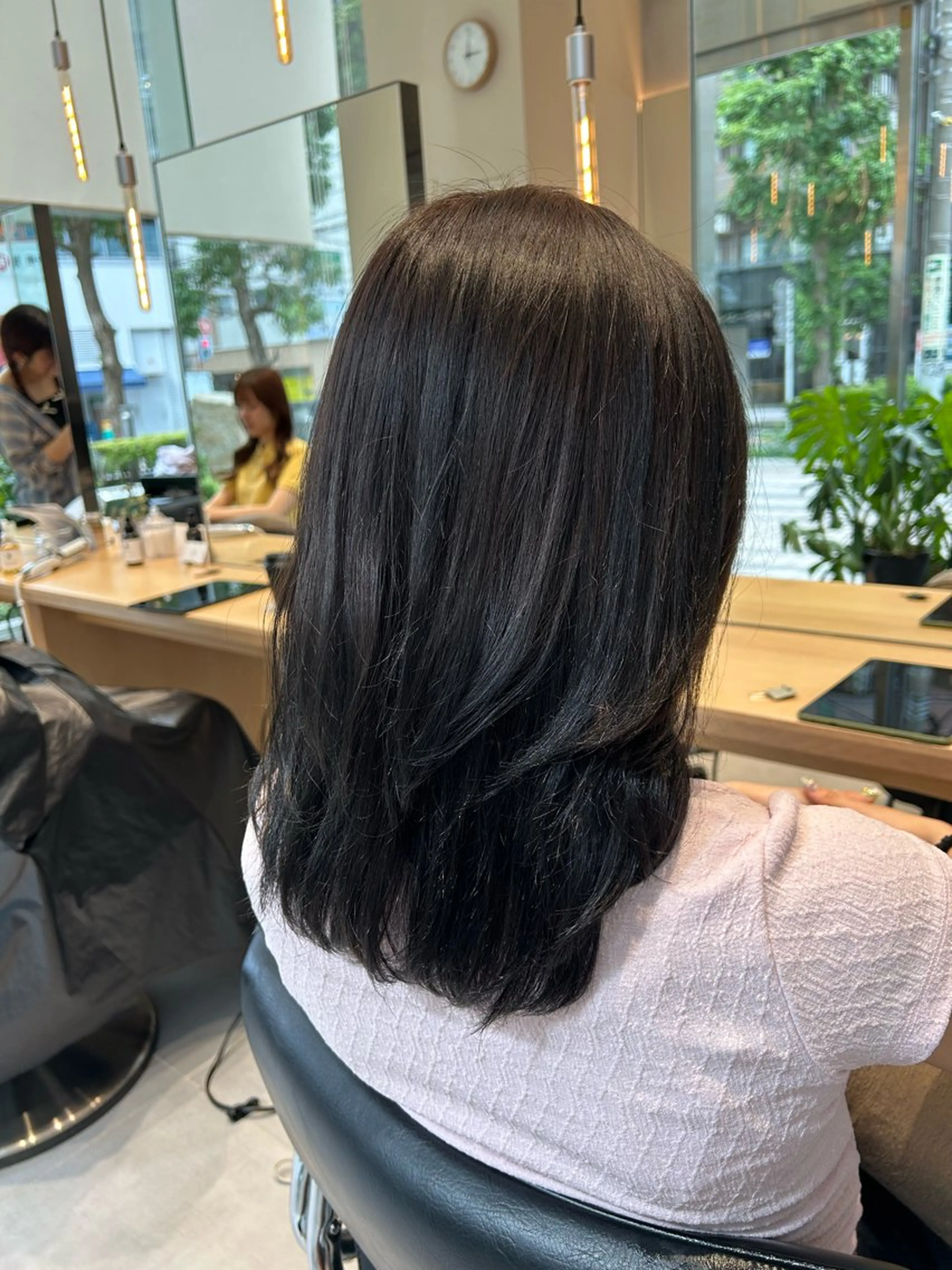 セミロング カラー 風香🪼レイヤー /透明感カラーのヘアスタイル