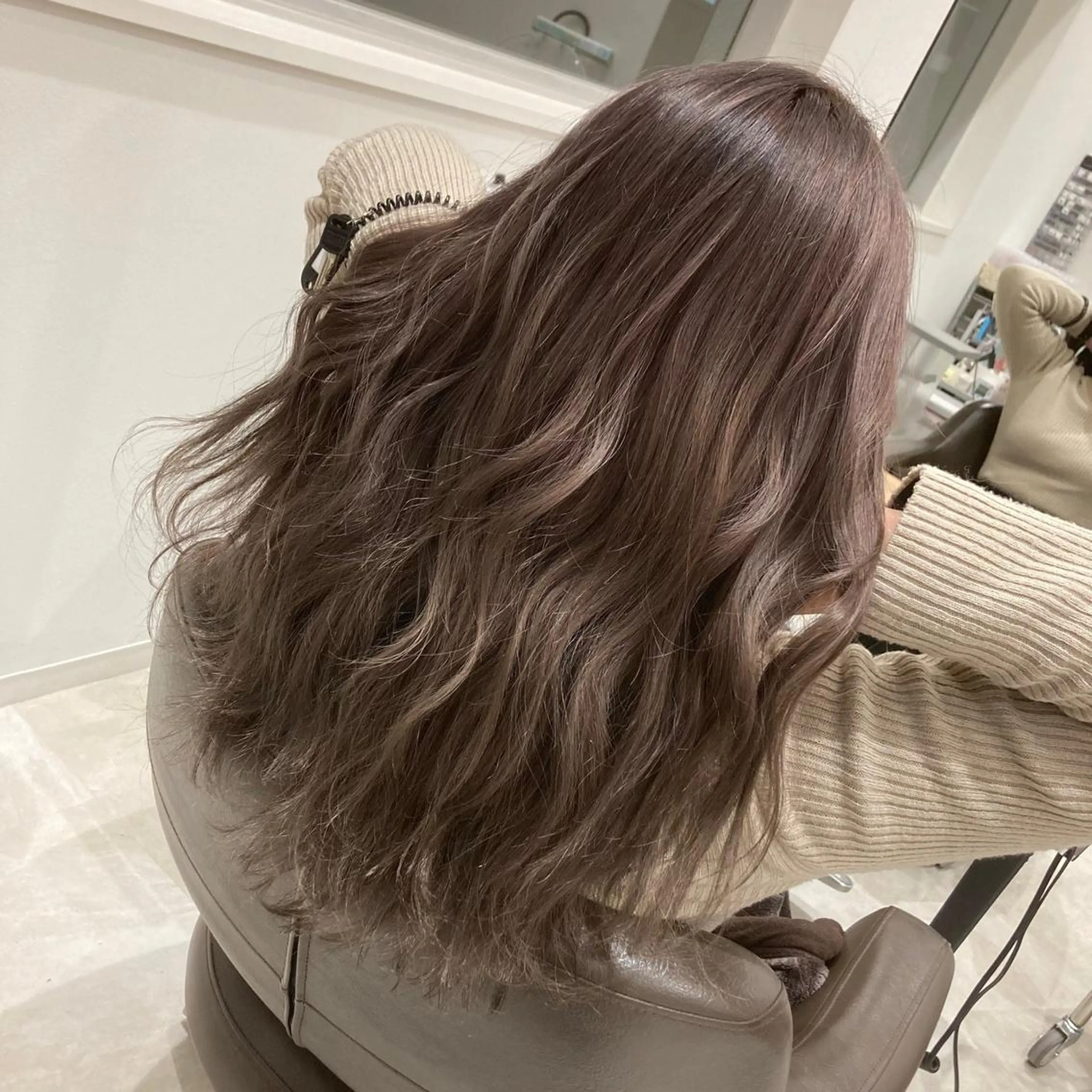 ロング lien ヒジリのヘアスタイル