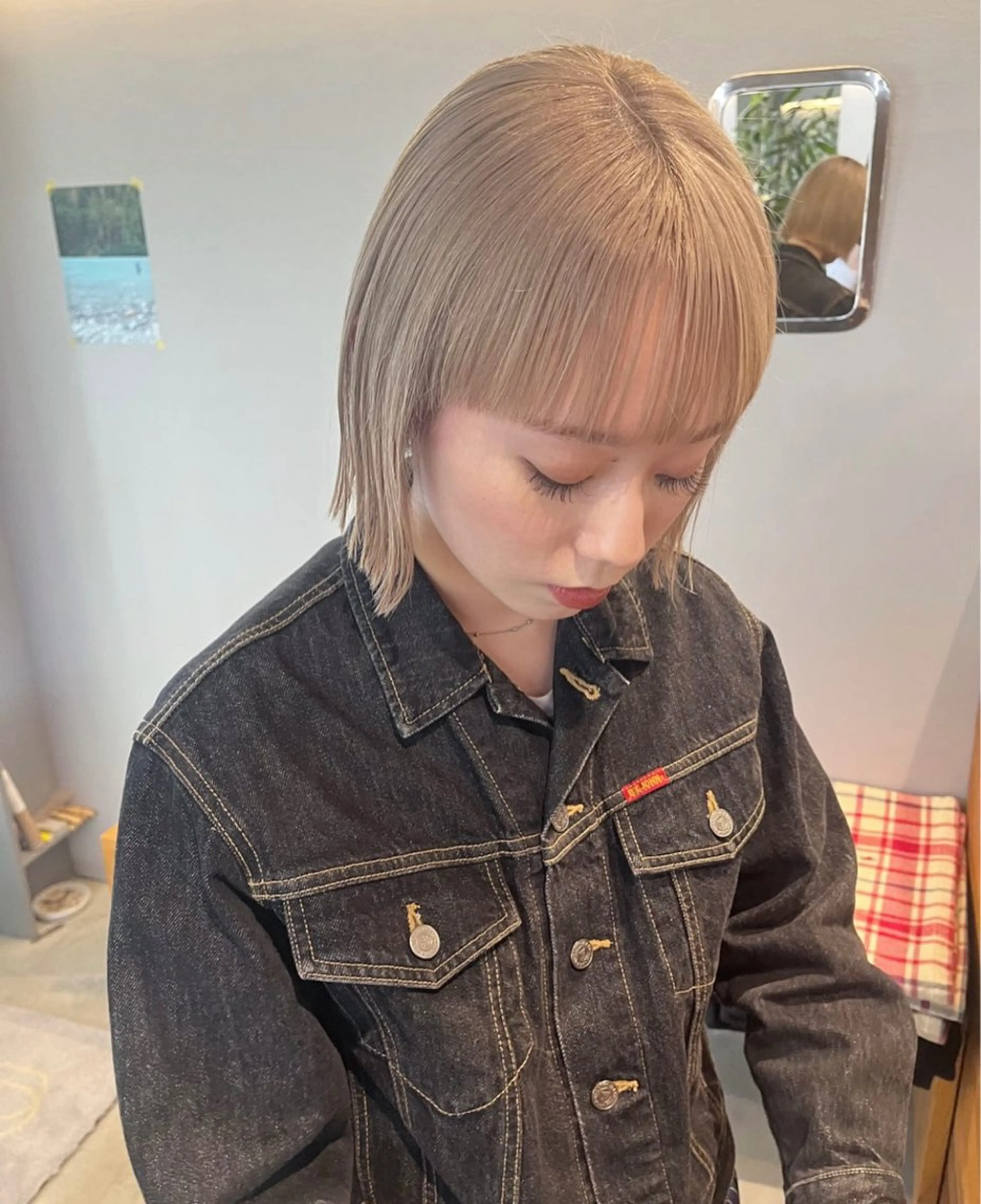 ショート カラー 林 優花のヘアスタイル