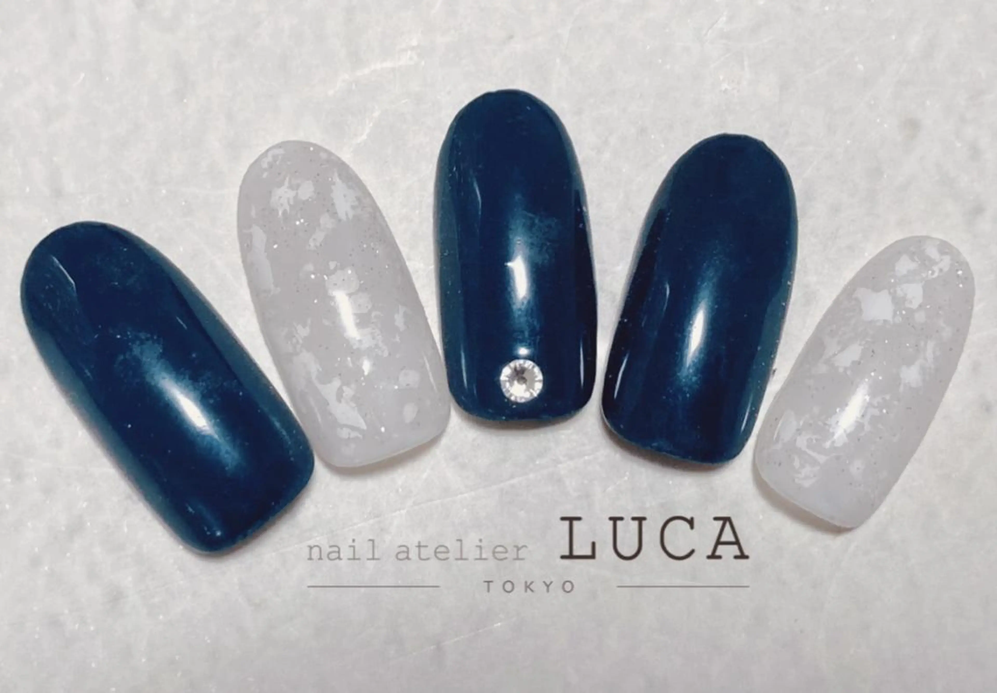 ネイル フレンチネイル ジェルネイル パラジェル シンプルネイル ハンドネイル ネイルアトリエルカ スタッフのネイルデザイン