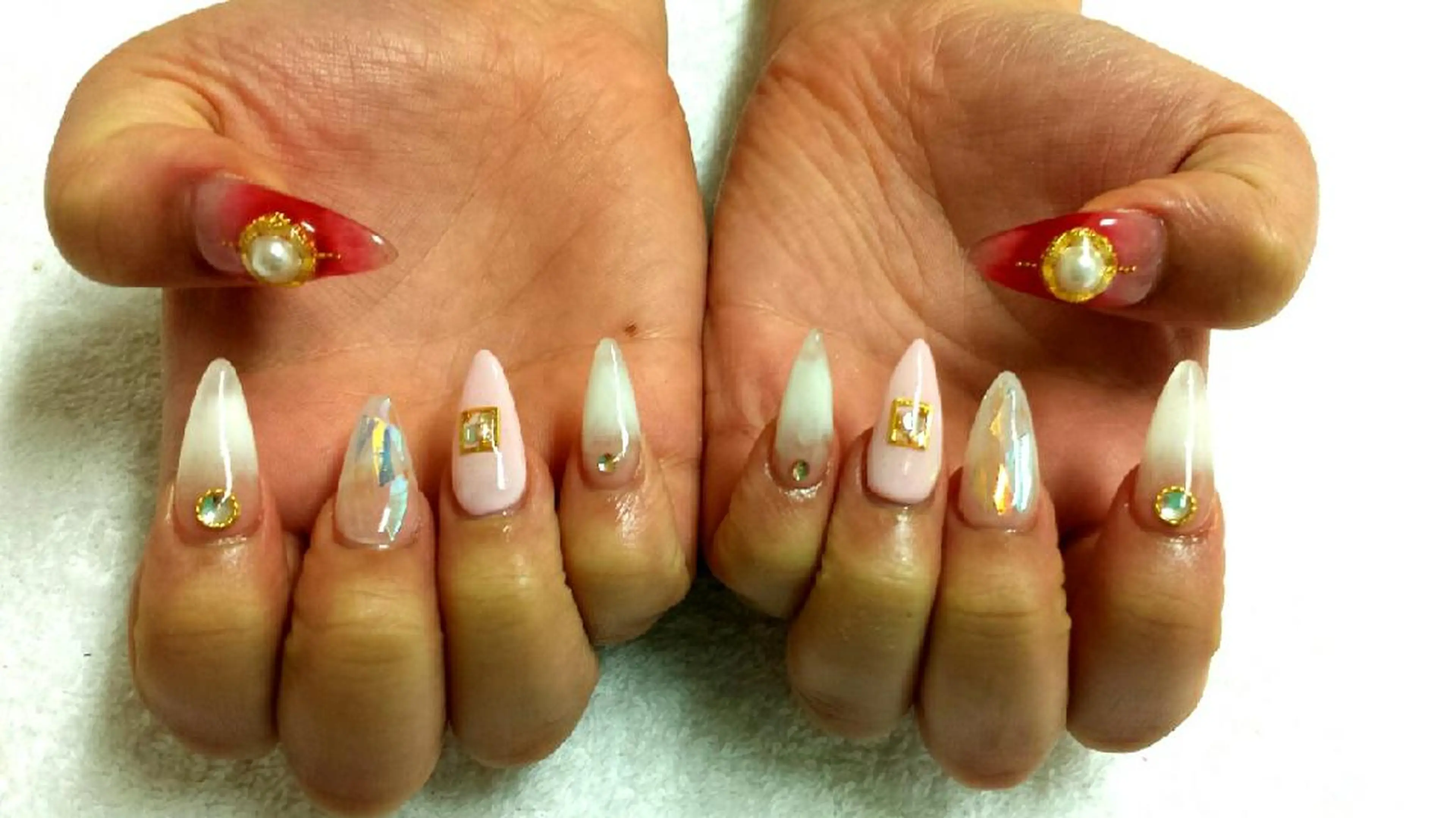 ネイル 河野ちえ (雑誌掲載サロン)のネイルデザイン