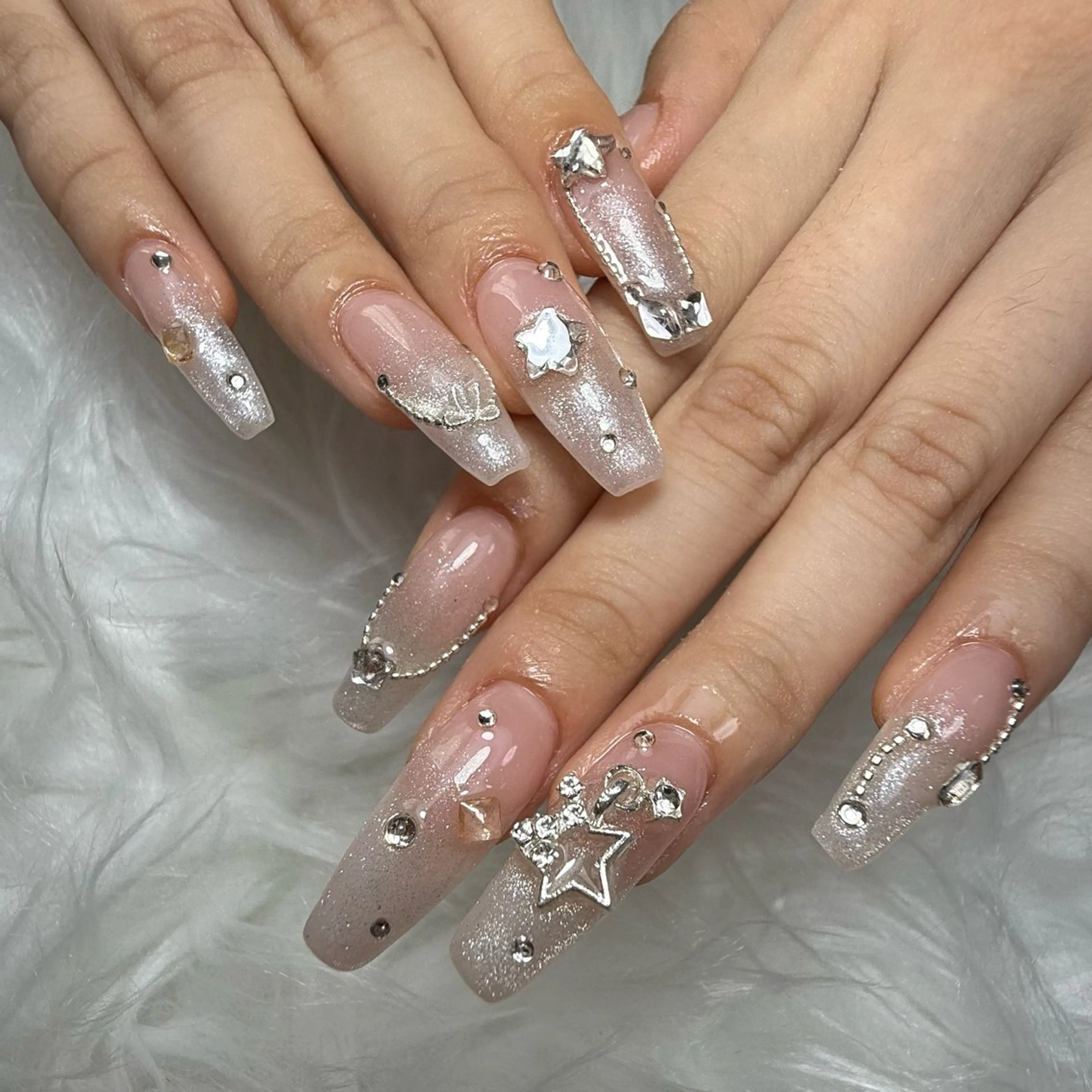 ネイル 持ち込み ハンドネイル L'ino nailのネイルデザイン