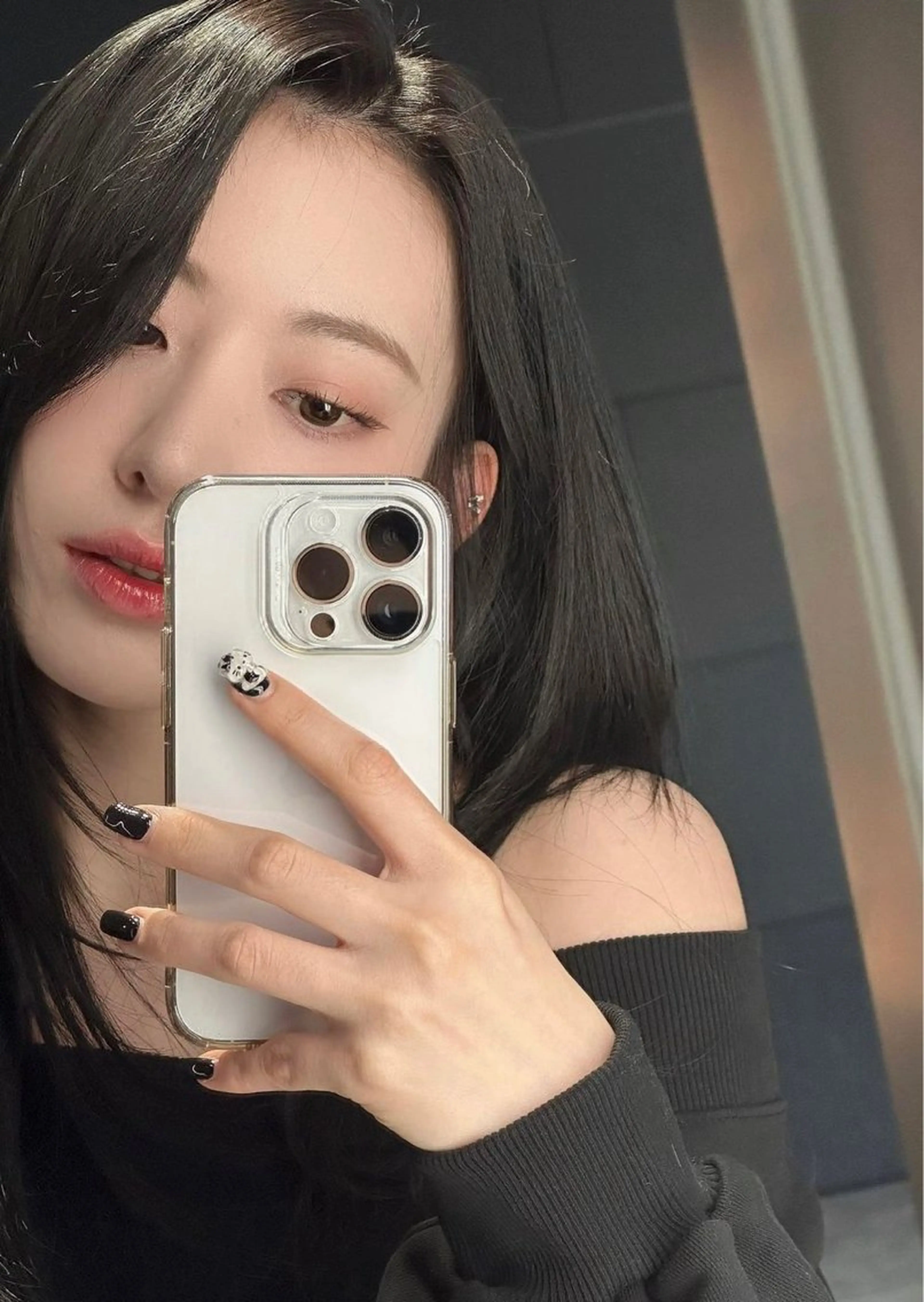 カラー MAEUL NAGOYA所属・⛓韓国IDOLヘア 🥀🖤/あいりのヘアスタイル