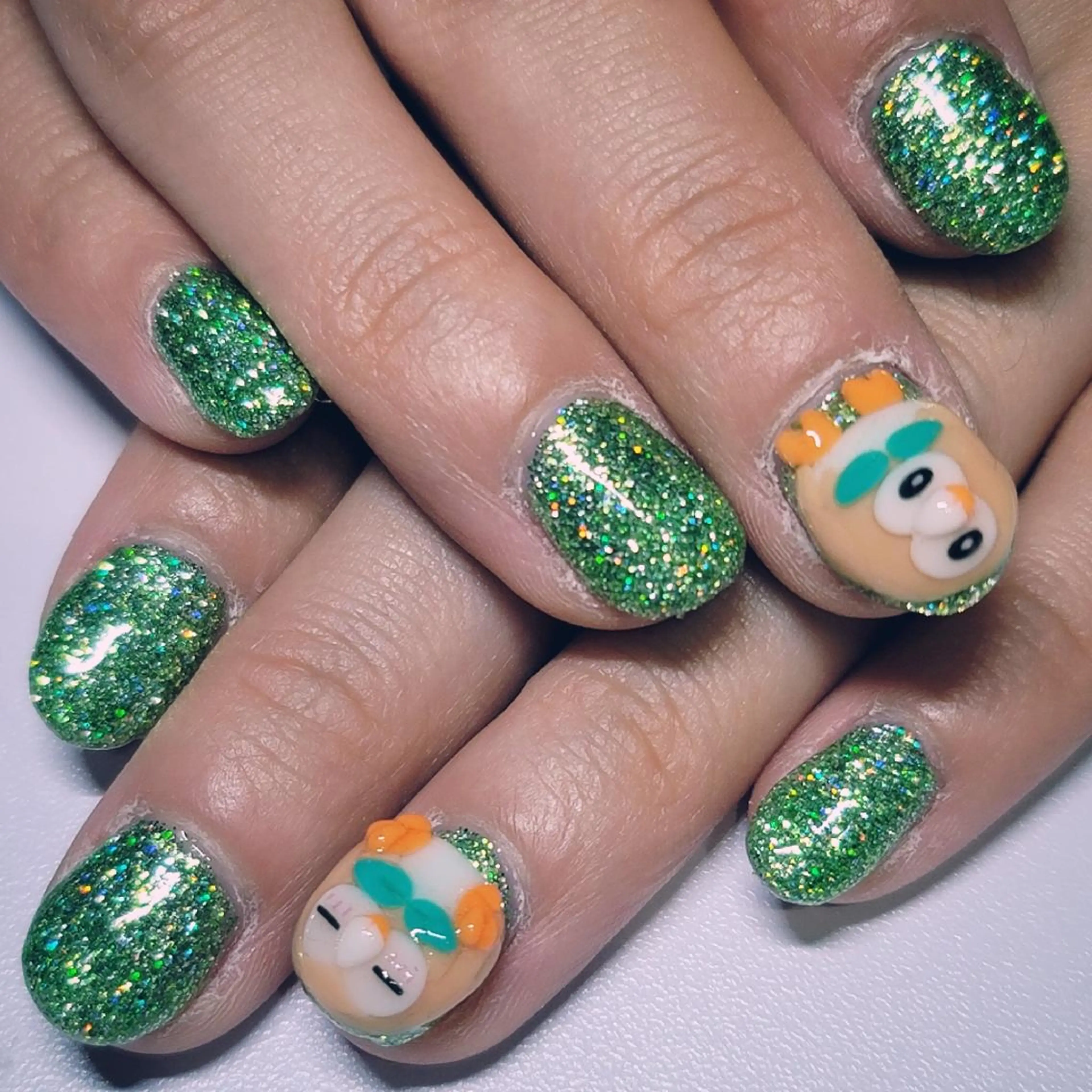 ネイル アートネイル オーロラネイル グリーン ラメ(グリッター) ワンカラーネイル ハンドネイル よしだ ひろきのネイルデザイン