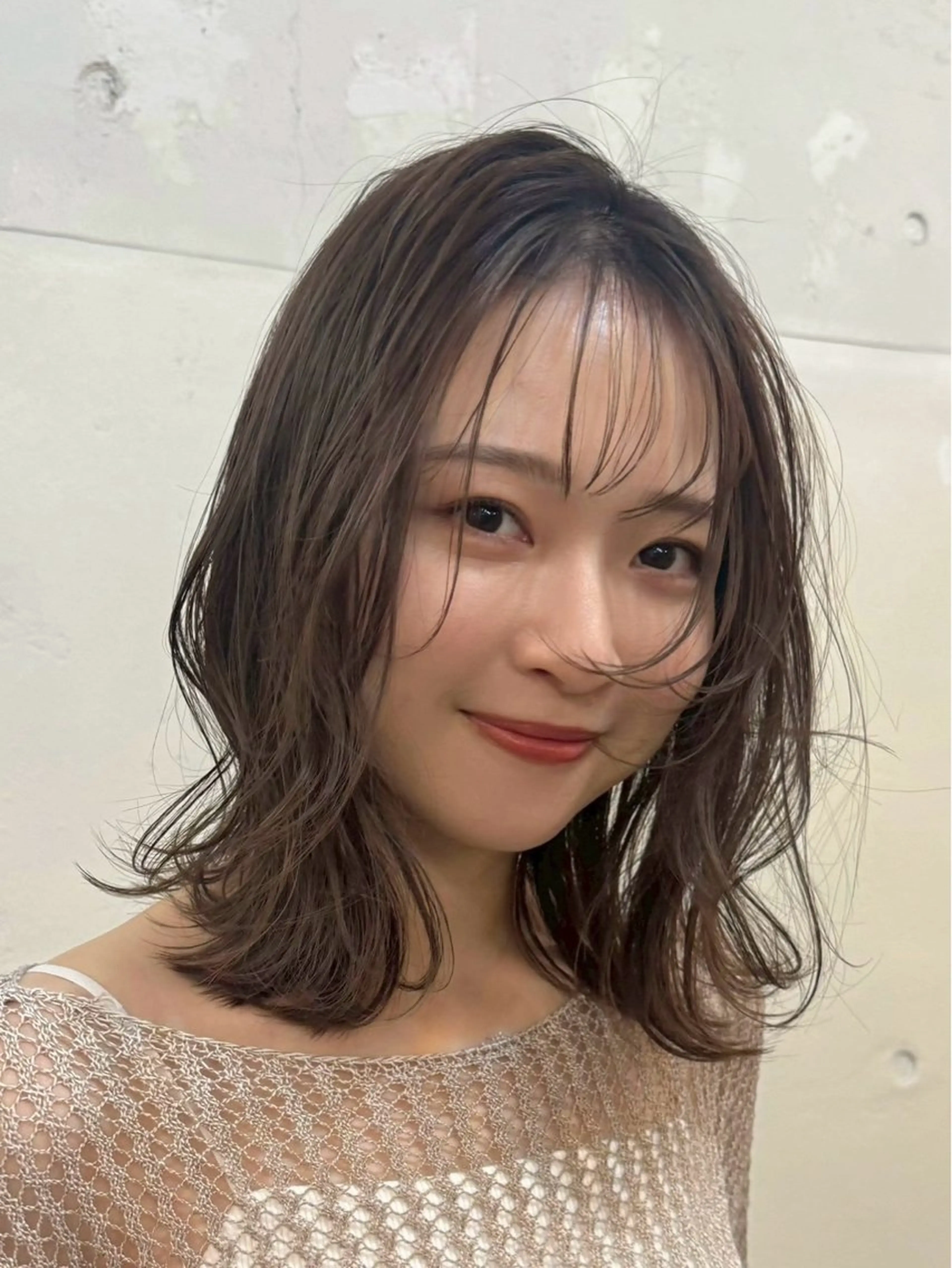 ミディアム カット ヘアカラー new open Farbeのヘアスタイル