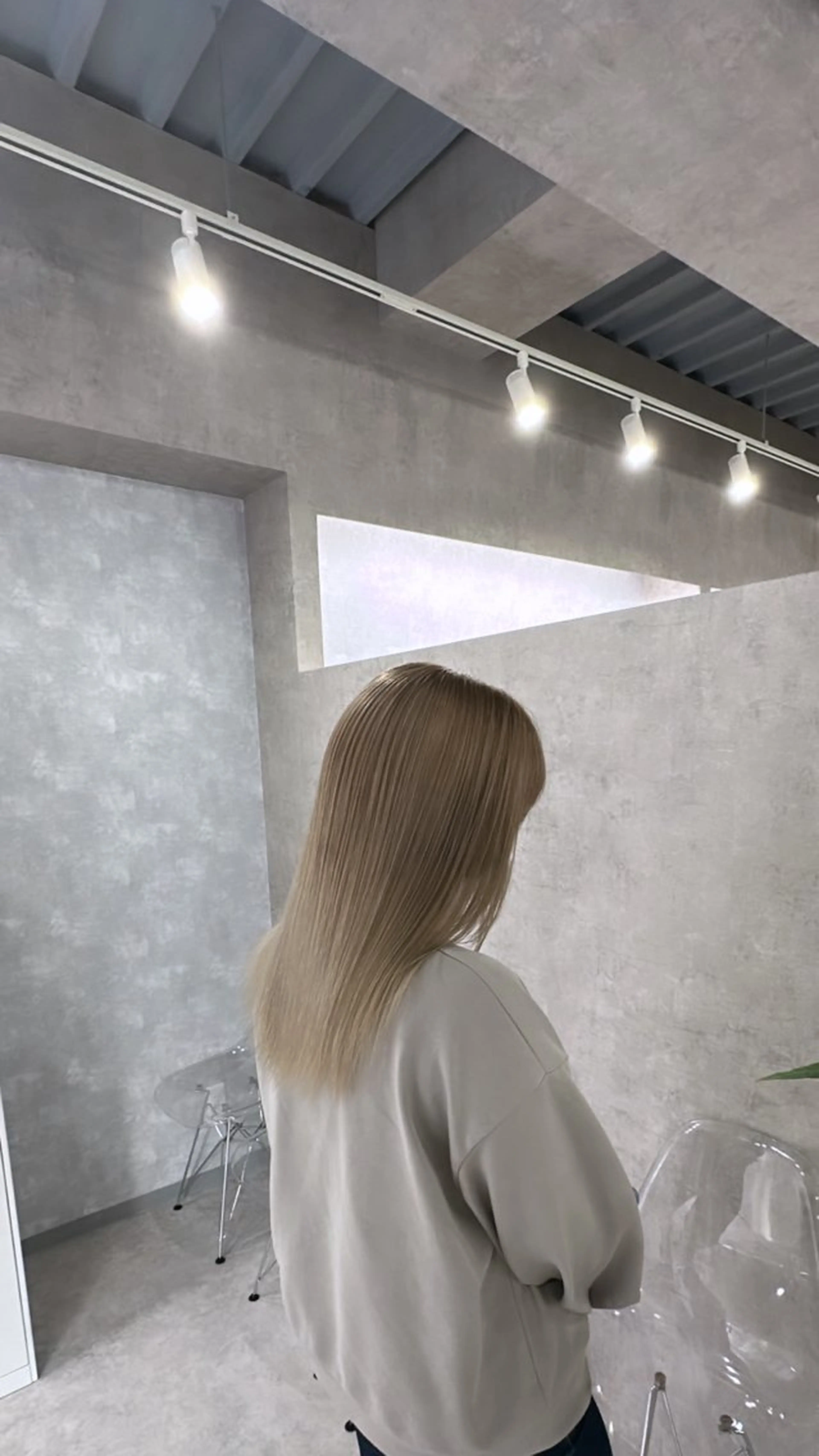セミロング ヘアカラー トリートメント libelle所属・✨️美髪✨️透明感 カラー✨️大泉翔のヘアスタイル