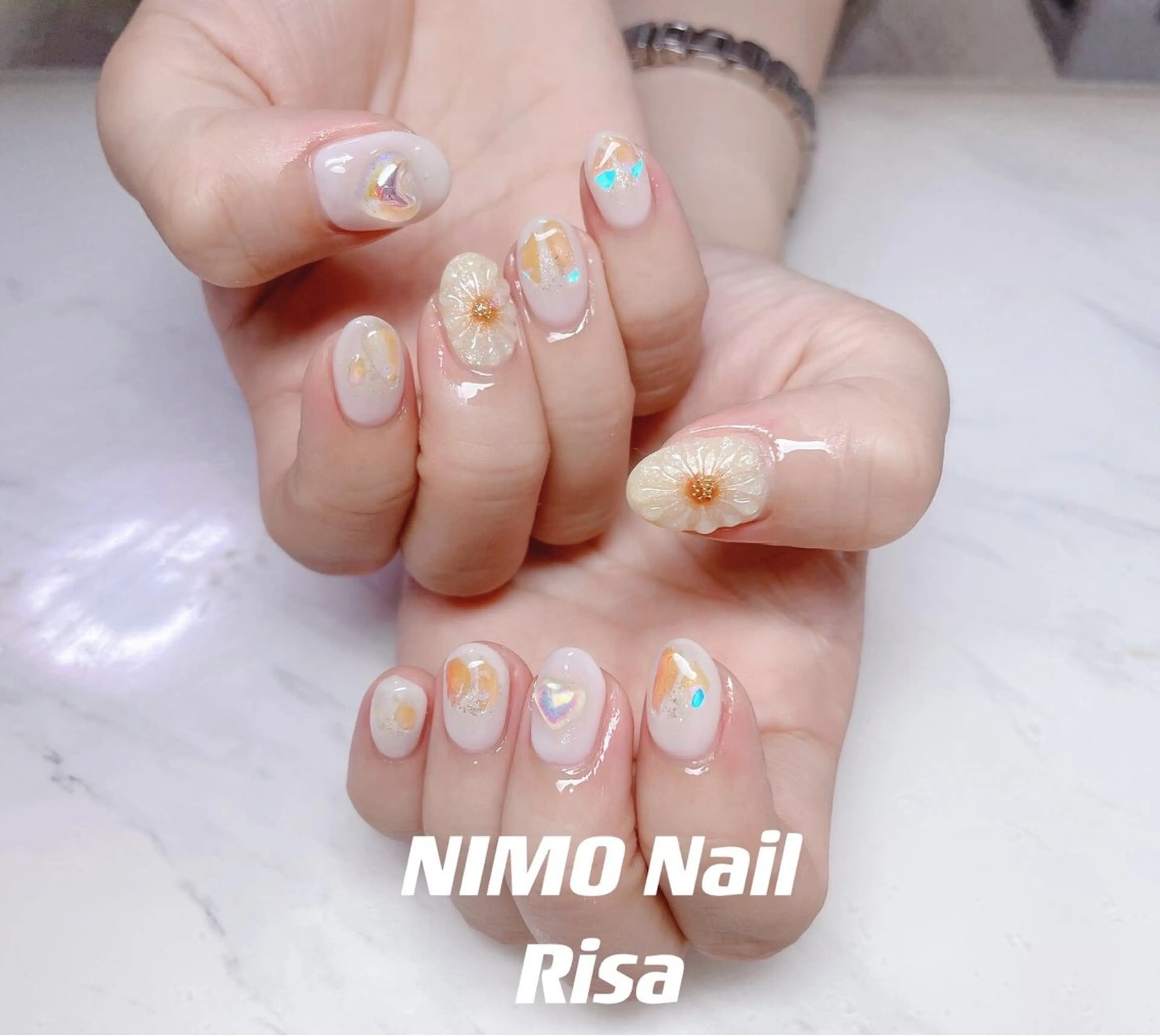 ネイル ハンドネイル RI SA☀️ リサのネイルデザイン