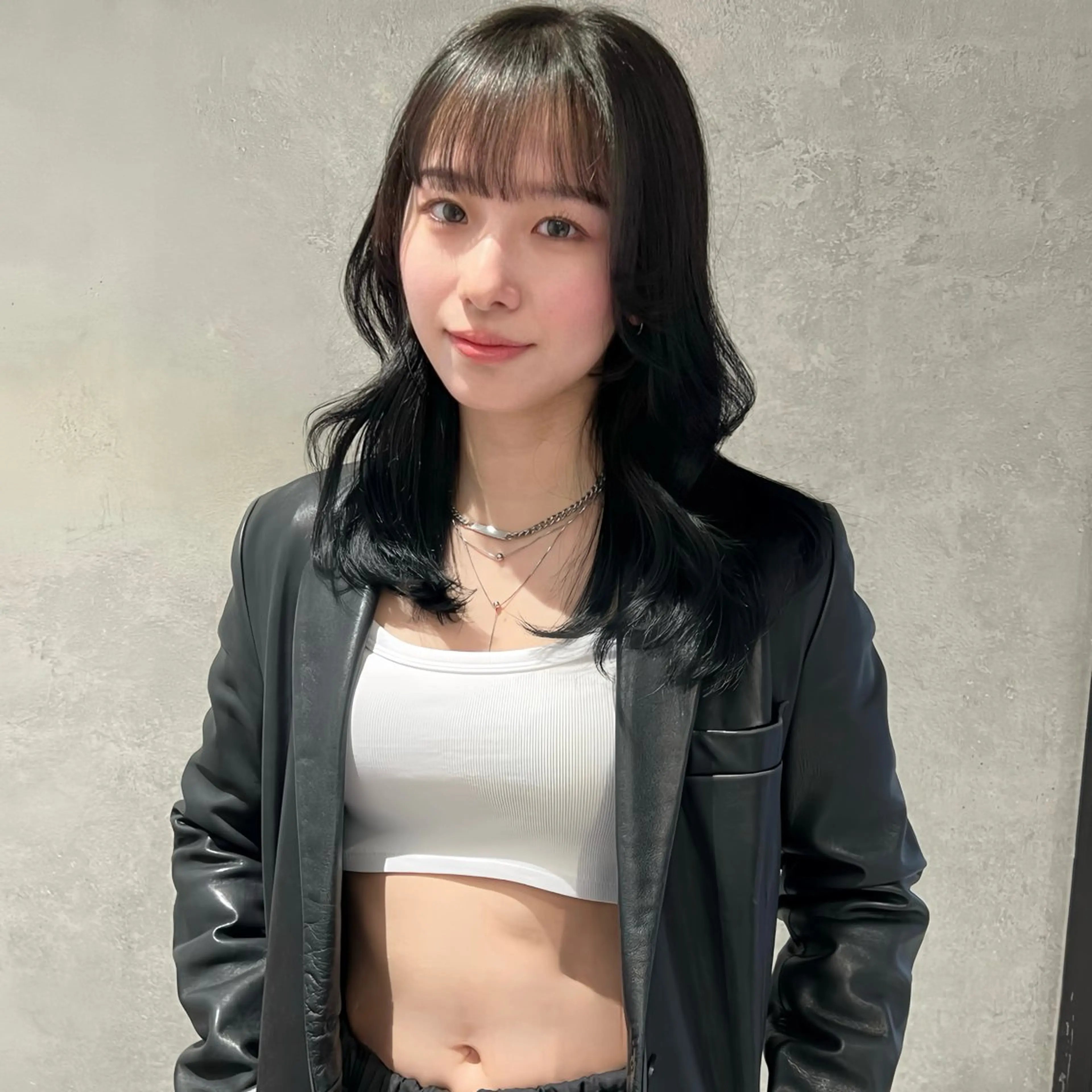 ロング 顔まわりレイヤー 韓国風ヘア レイヤーカット カット ヘアカラー AI TOKYO　S所属・mizuki 【韓国レイヤー】のヘアスタイル